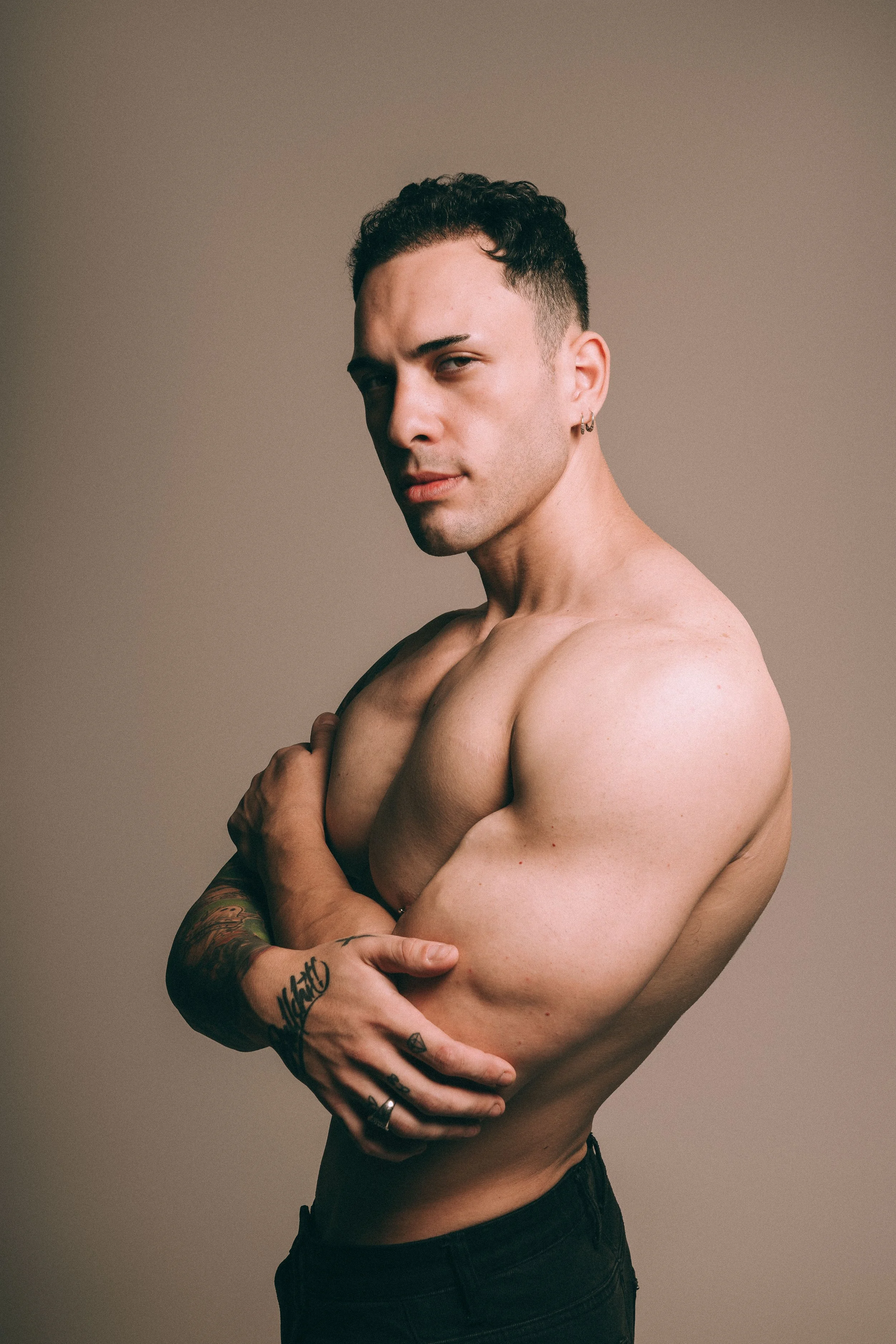 baris-basalan-model-portfolio