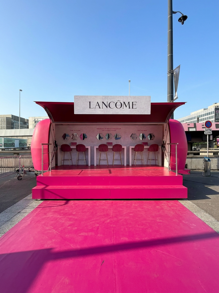 ✽ PARIS - Conception d'un pop-up LANCÔME à l'occasion d'un concert au Stade de France