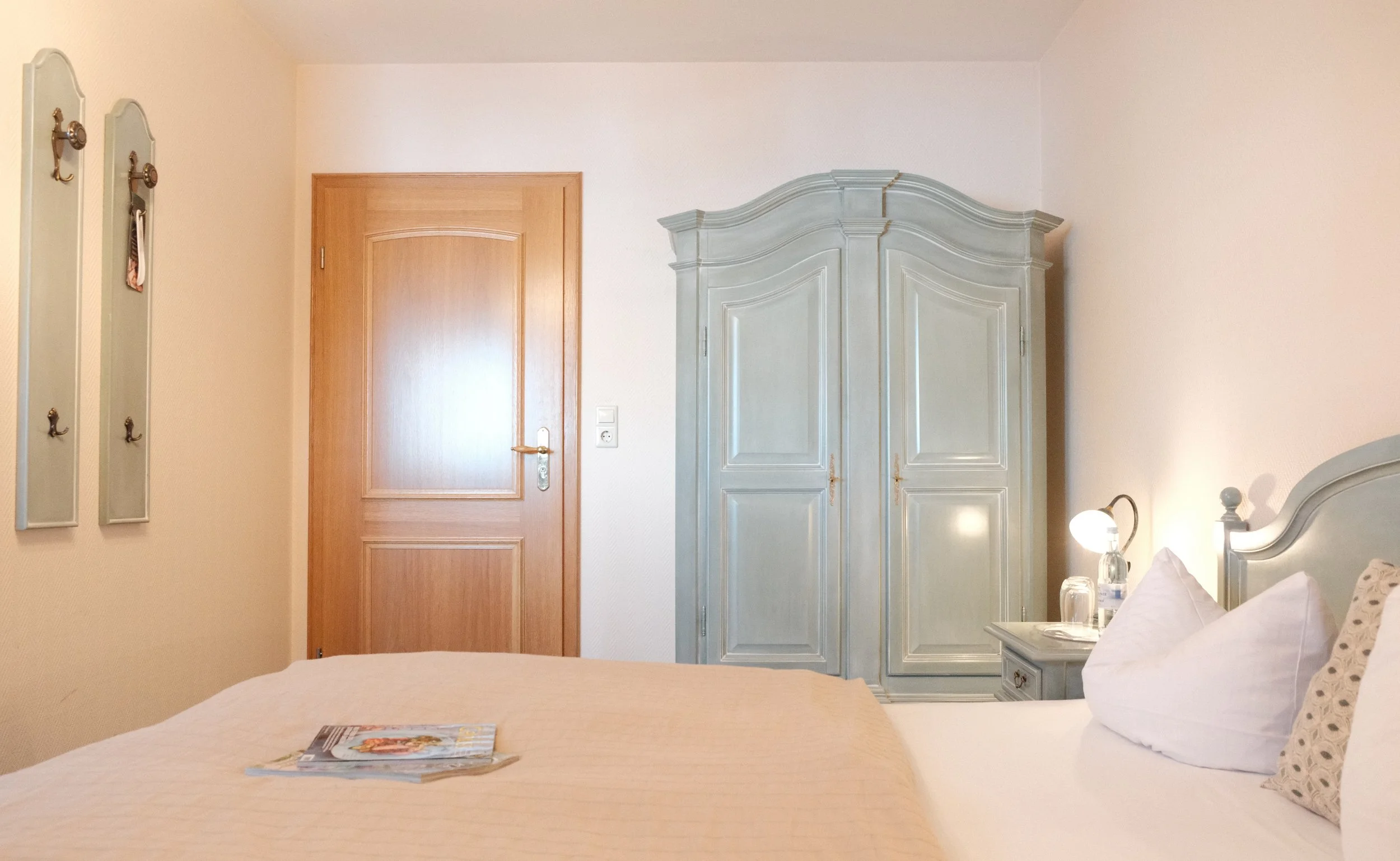 Cecilé - Doppelzimmer mit Seeblick im Dachgeschoss