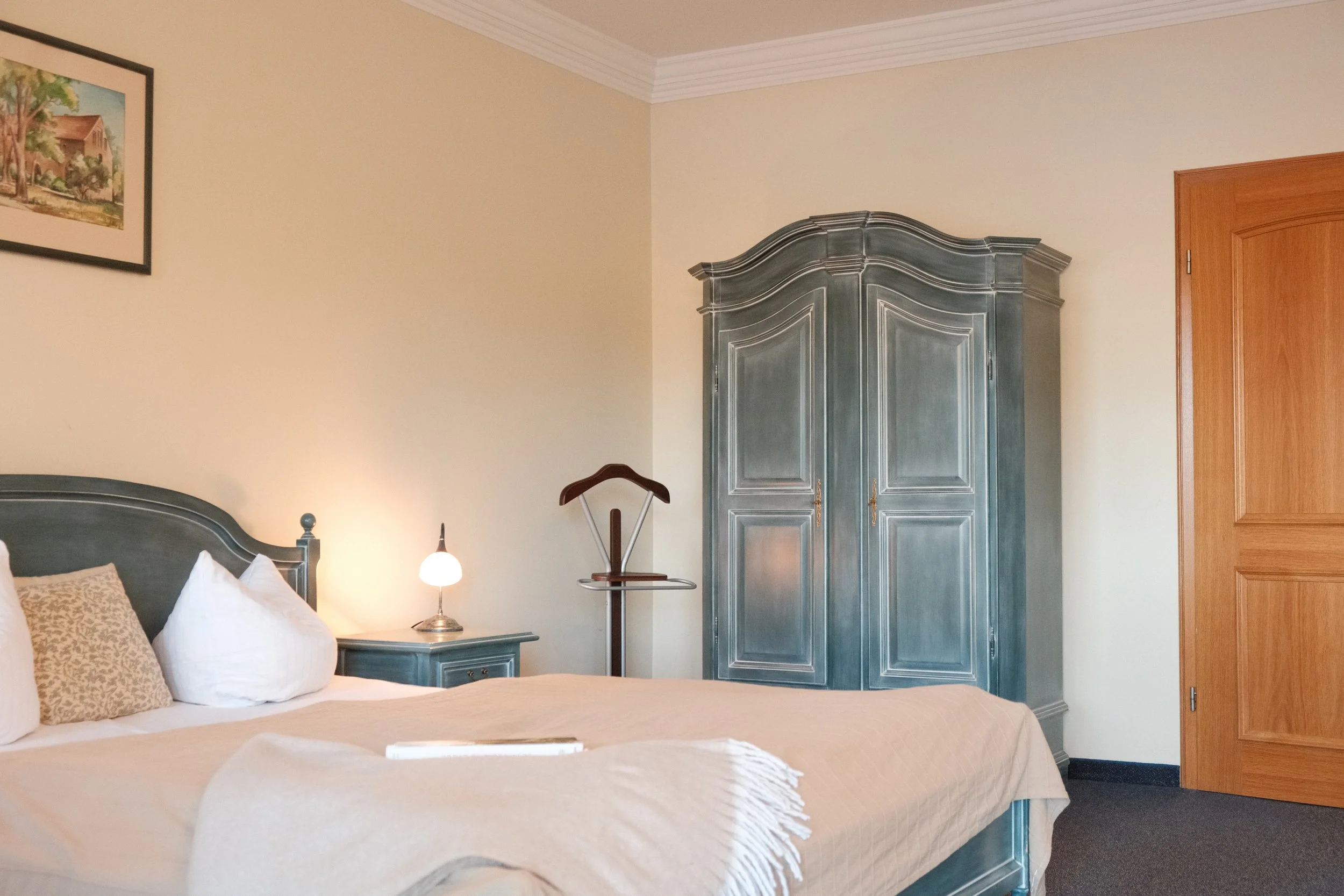 Tucholsky - Doppelzimmer Komfort im Erdgeschoss mit Terrasse, Seeblick &amp; Zugang zum Garten