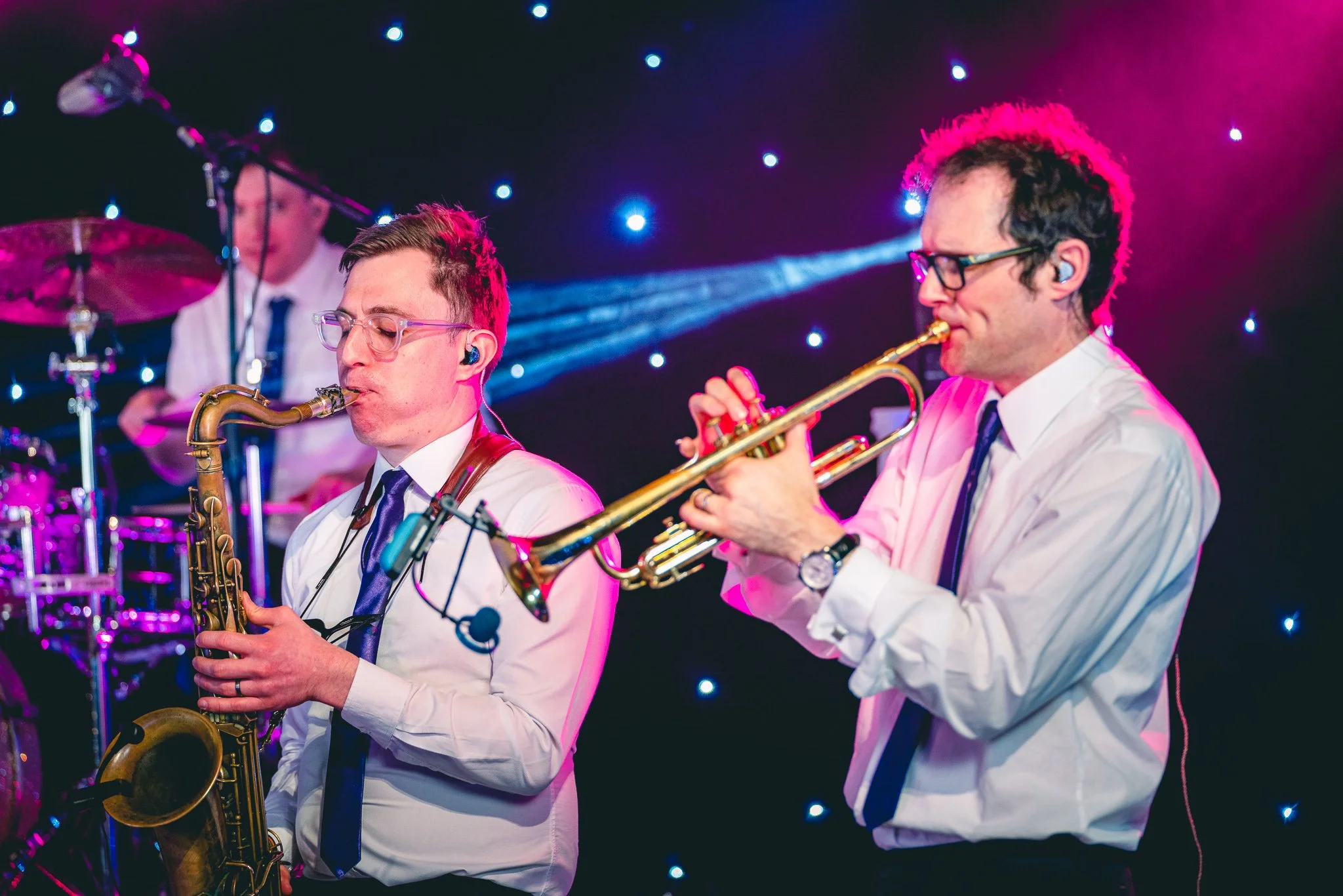 The Vibrations Show Band