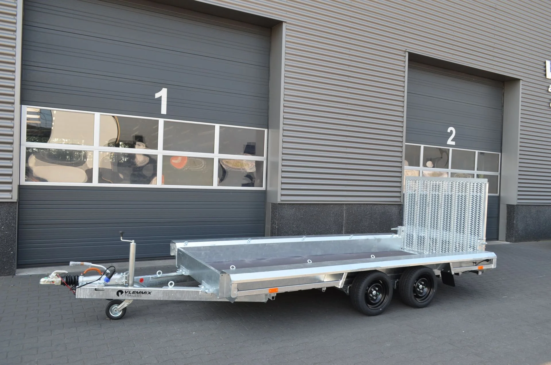 400x150 Machine transporter  (2 x axle 1800 kg)