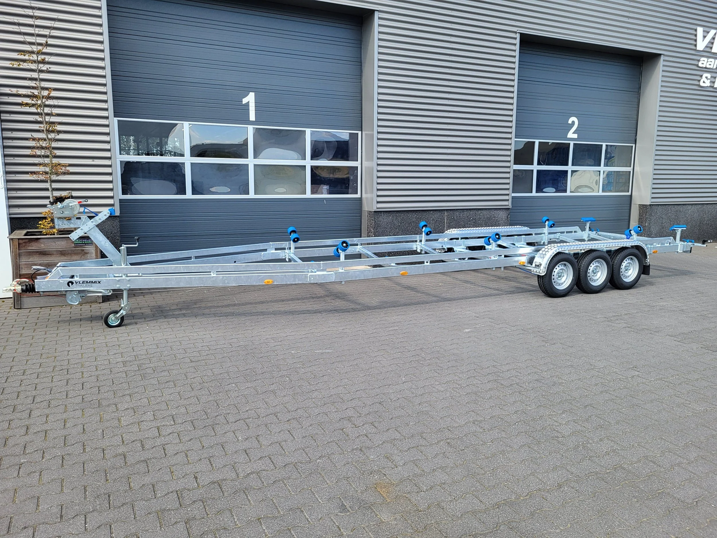 Boat trailer 10m 3x1350kg