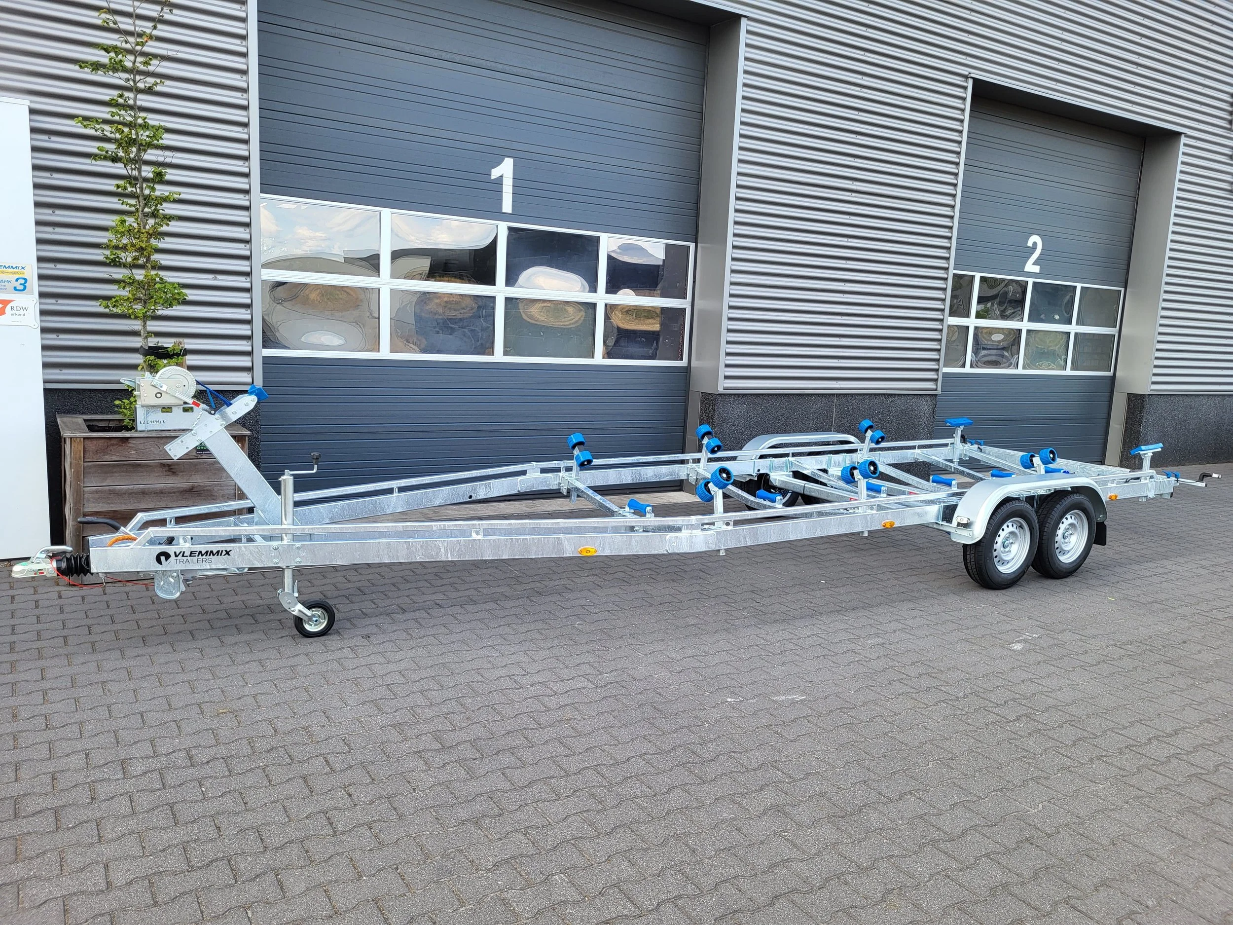 Standaard Boottrailer 8,4m 2 assen (1).jpg