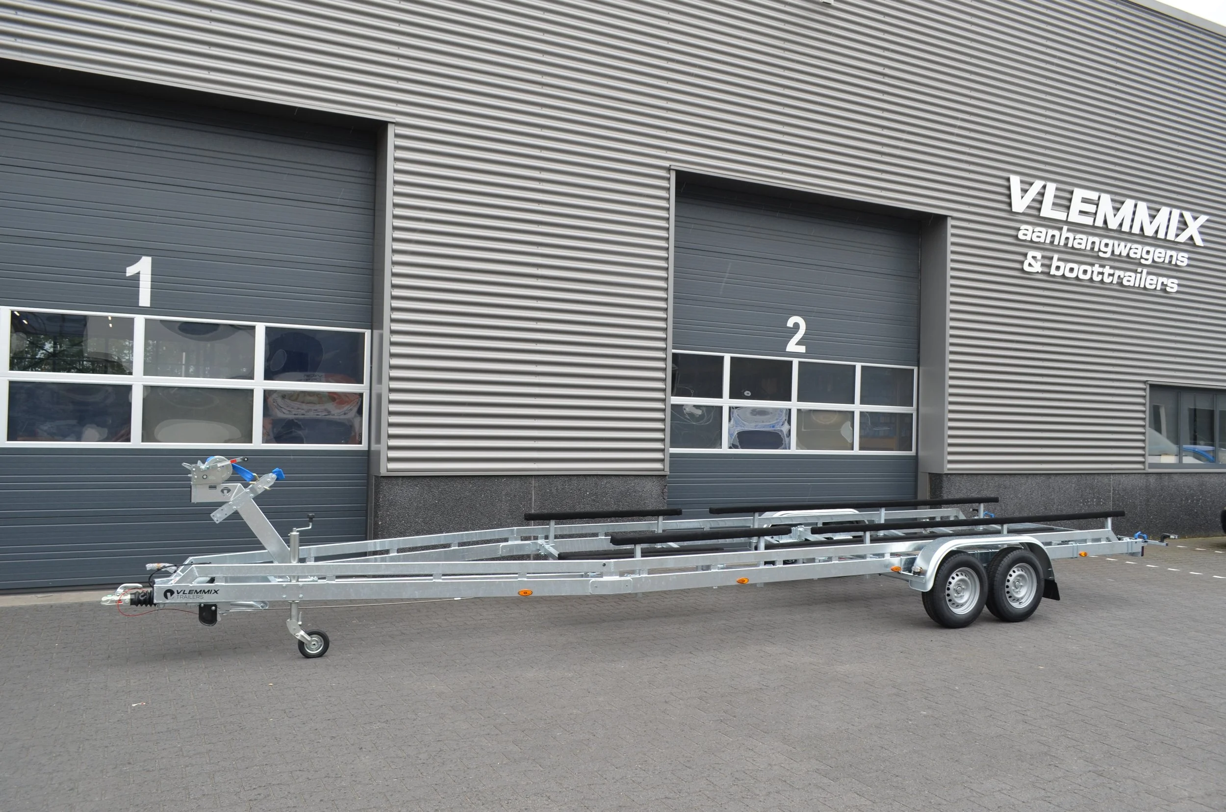 Balken Trailer 9,2m 2 assen (1).JPG