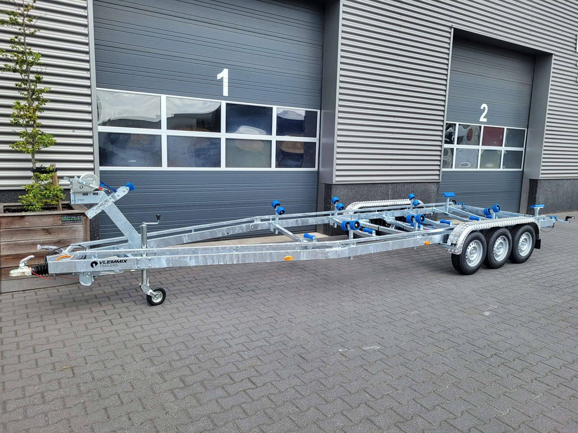 Standaard Boottrailer 8,4m 3 assen (1).jpg