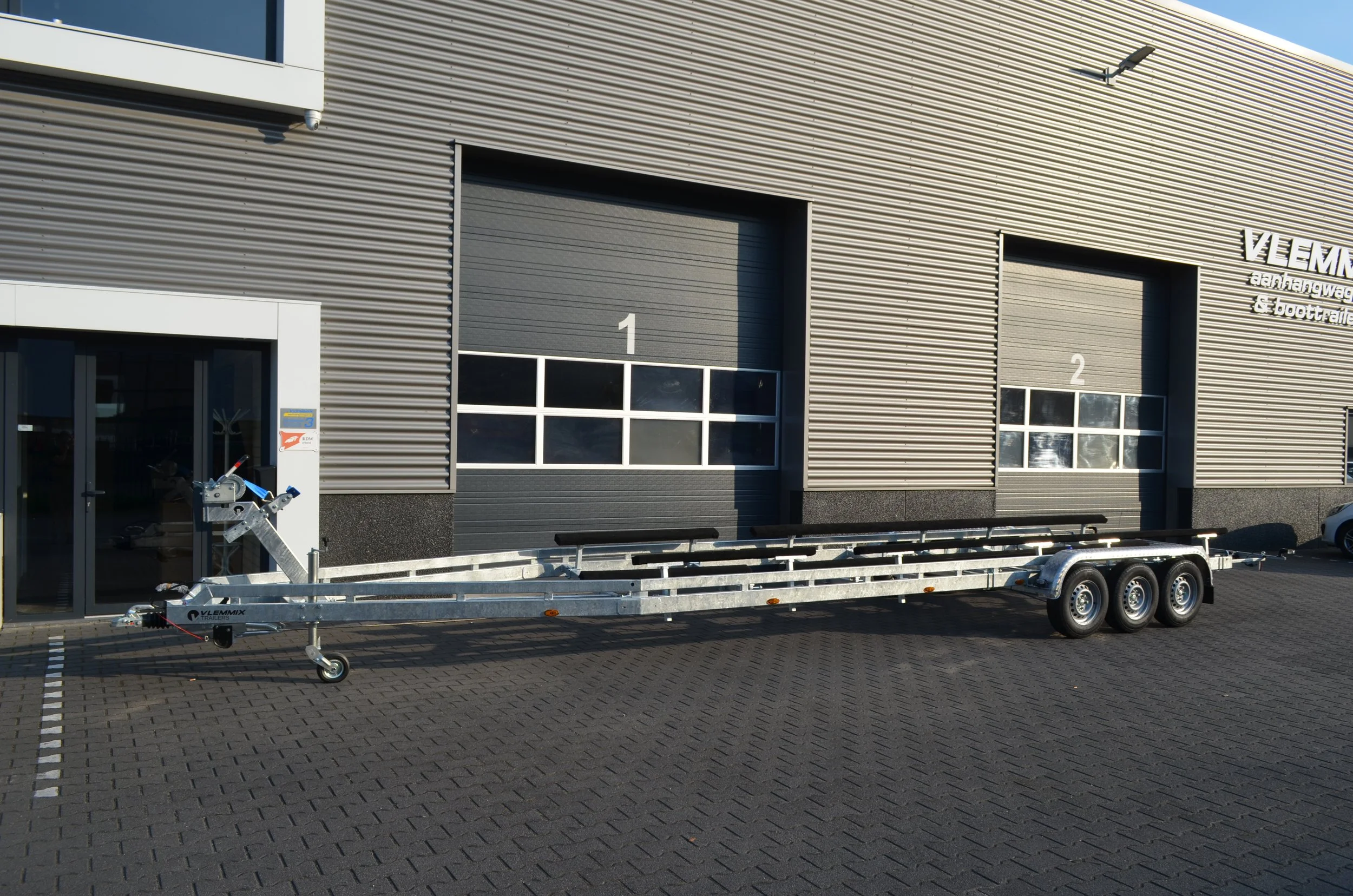 Bunk trailer 10m 3x1800kg