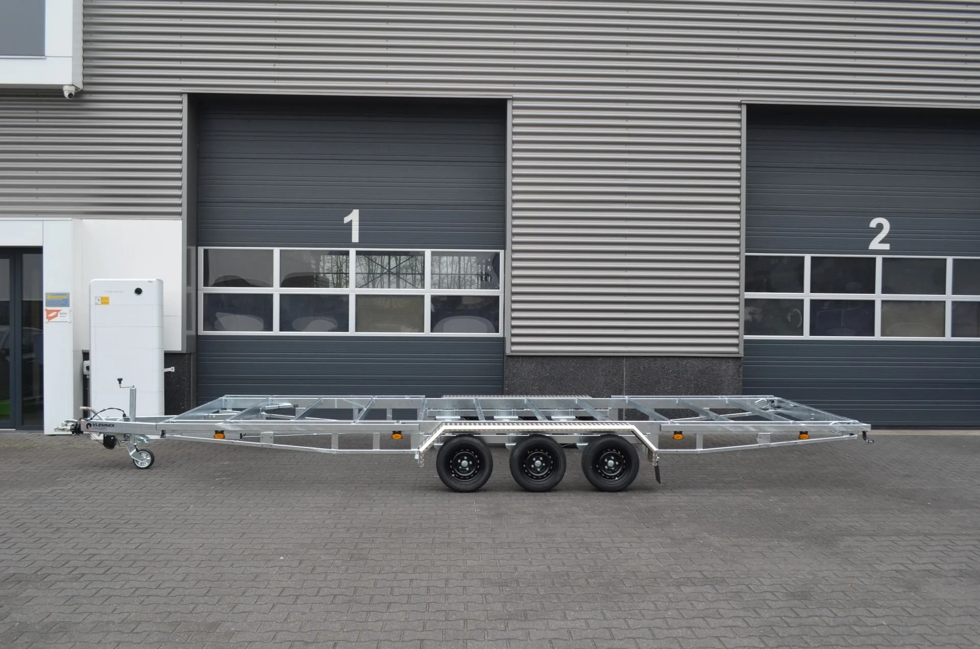 Tiny house 660 platform 3x1800kg