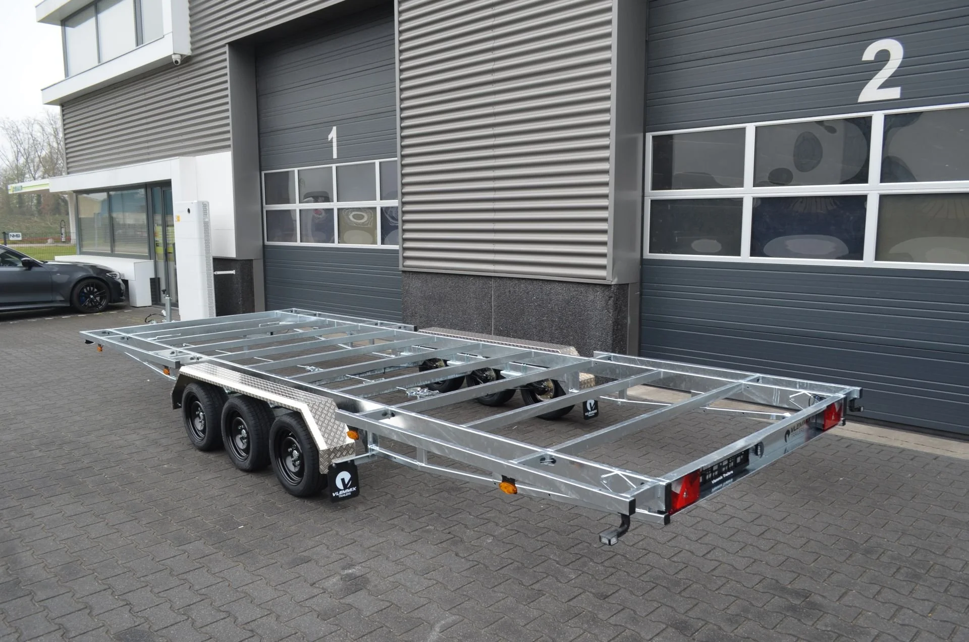 TH-660-Plateau-3-assen-1.jpg (Copy)