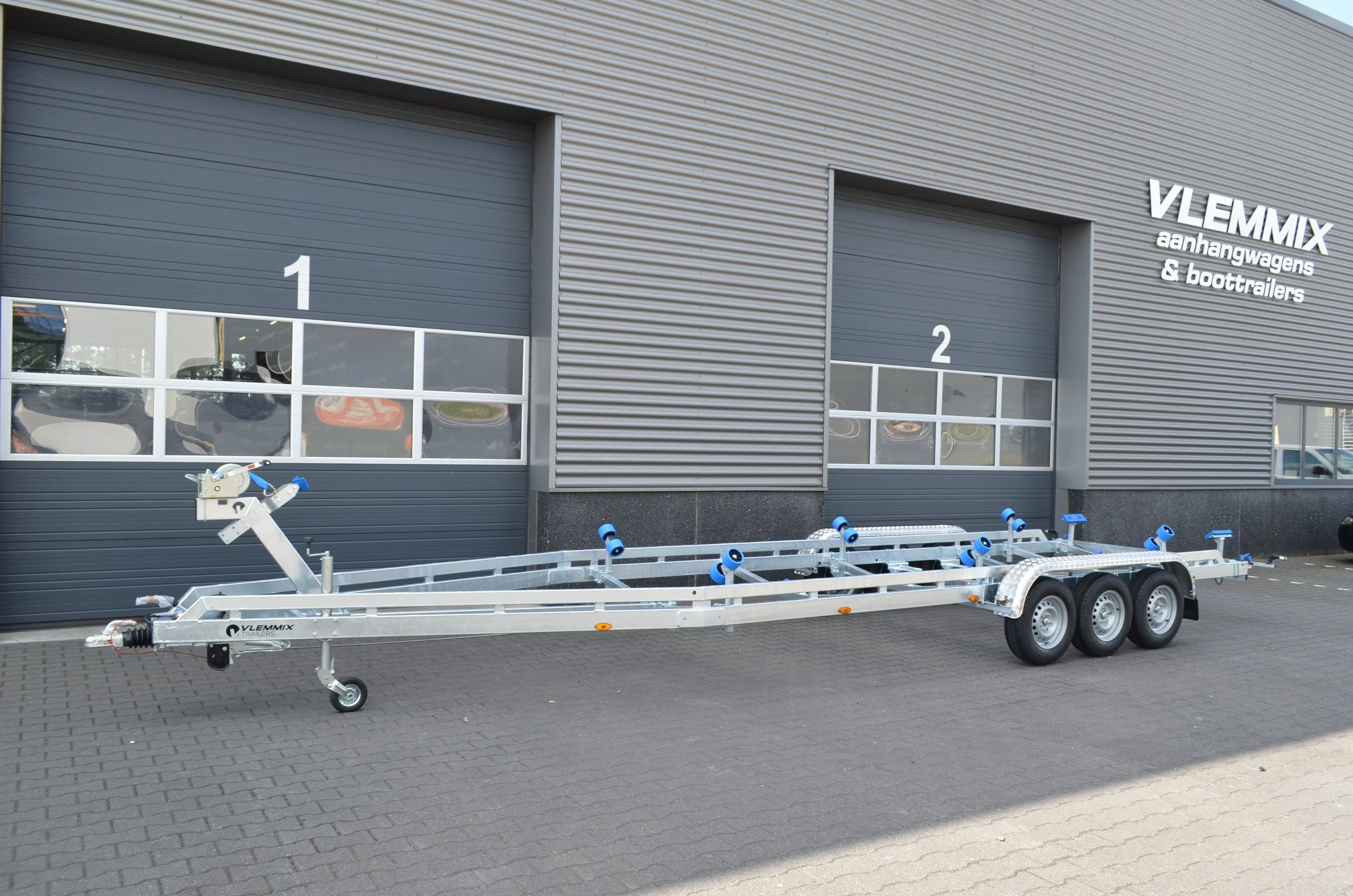 Boat trailer 9.2m 3x1350kg