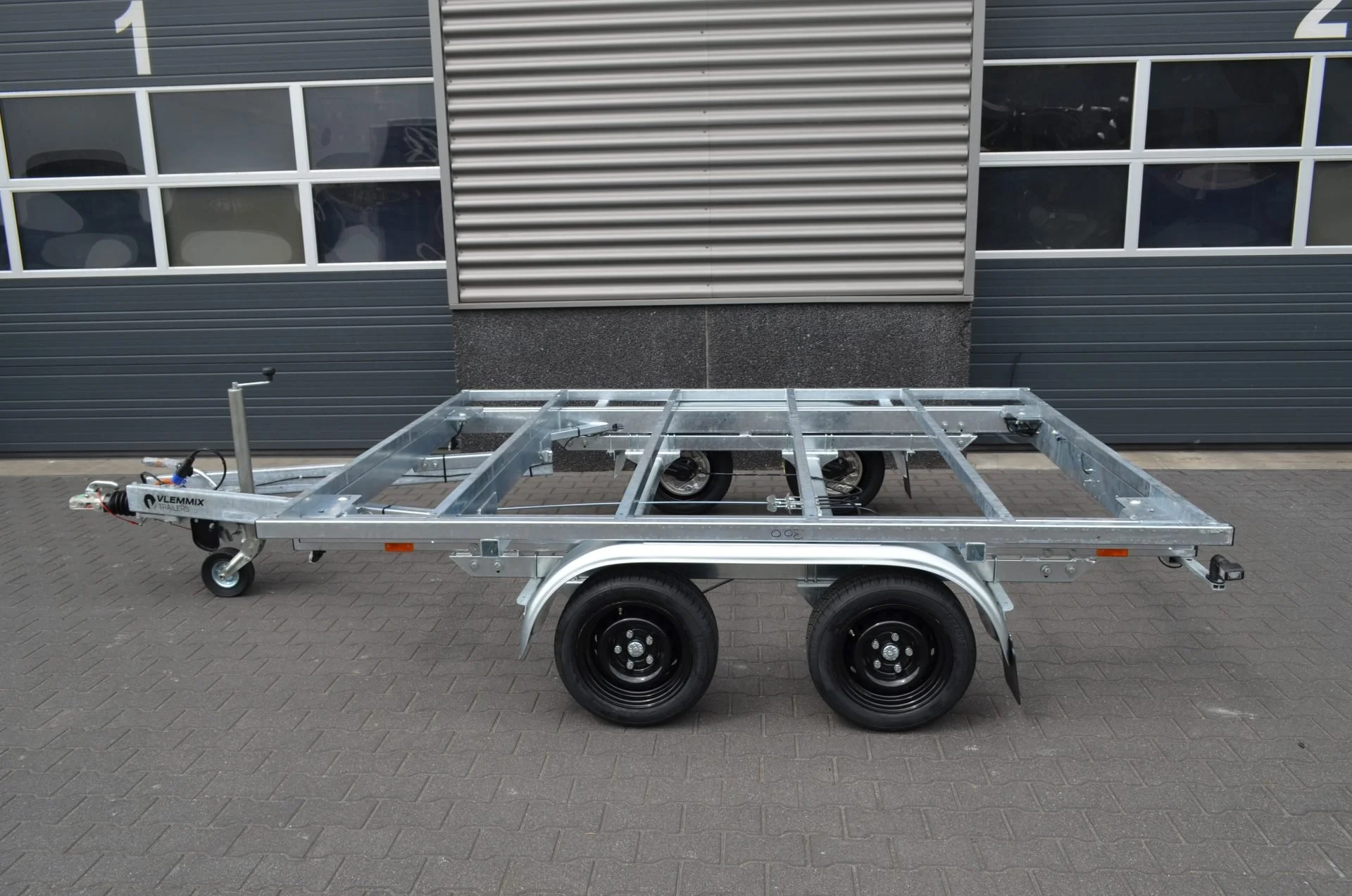 Detachable Trailer 300 2×1350 kg