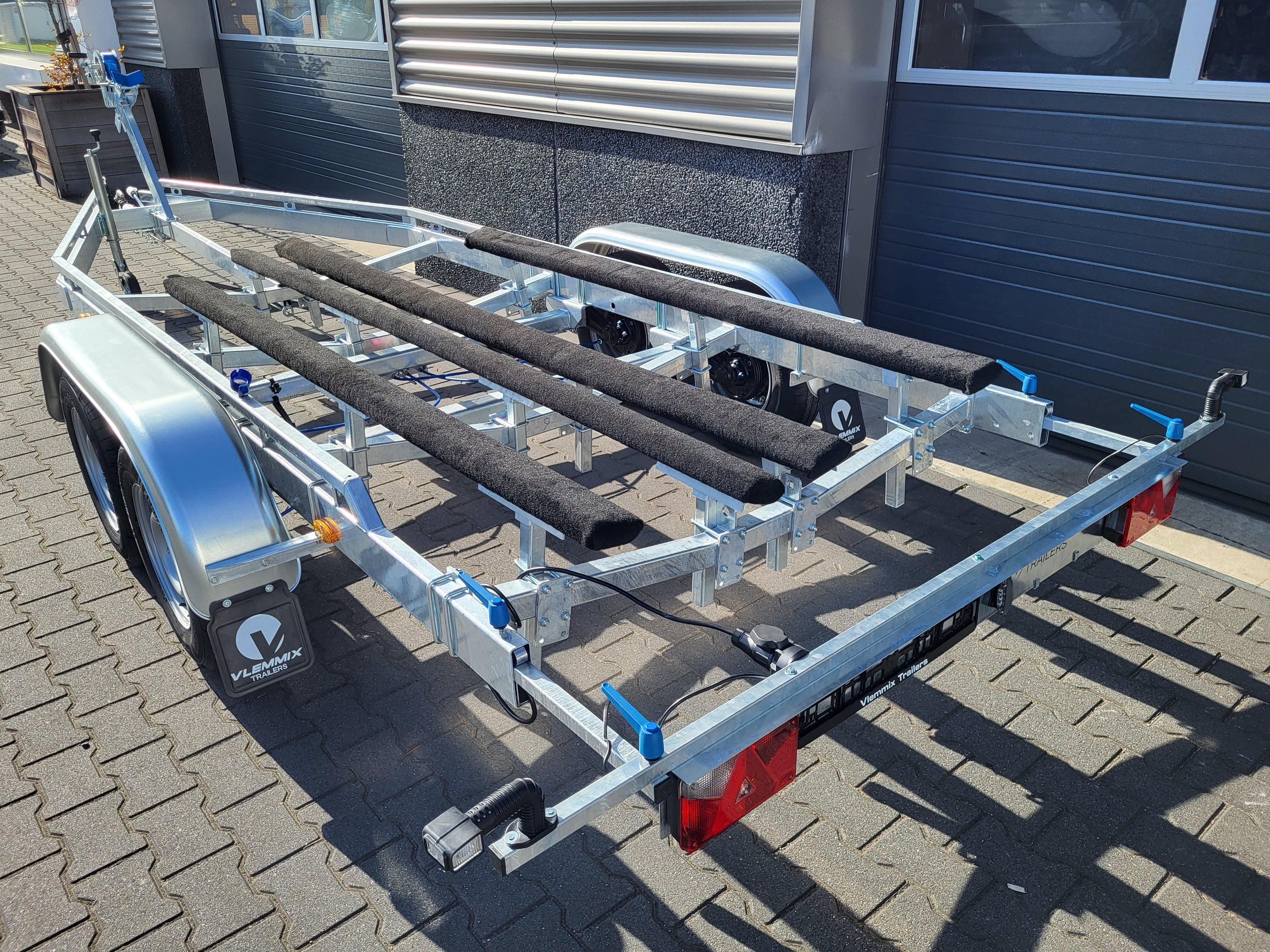 Balken Trailer 6,3m 2 assen (2).jpg