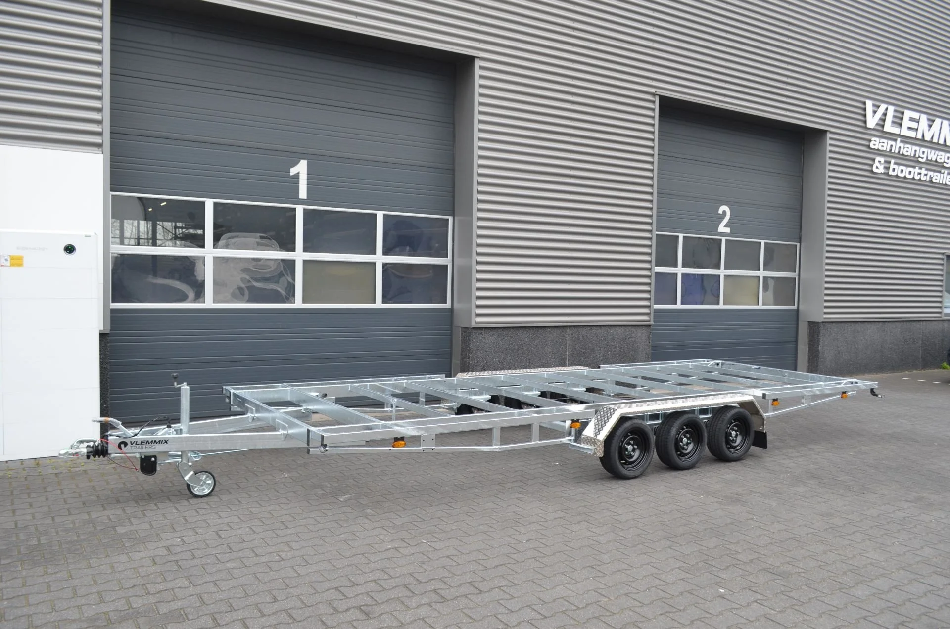 TH-660-Plateau-3-assen-4.jpg (Copy)