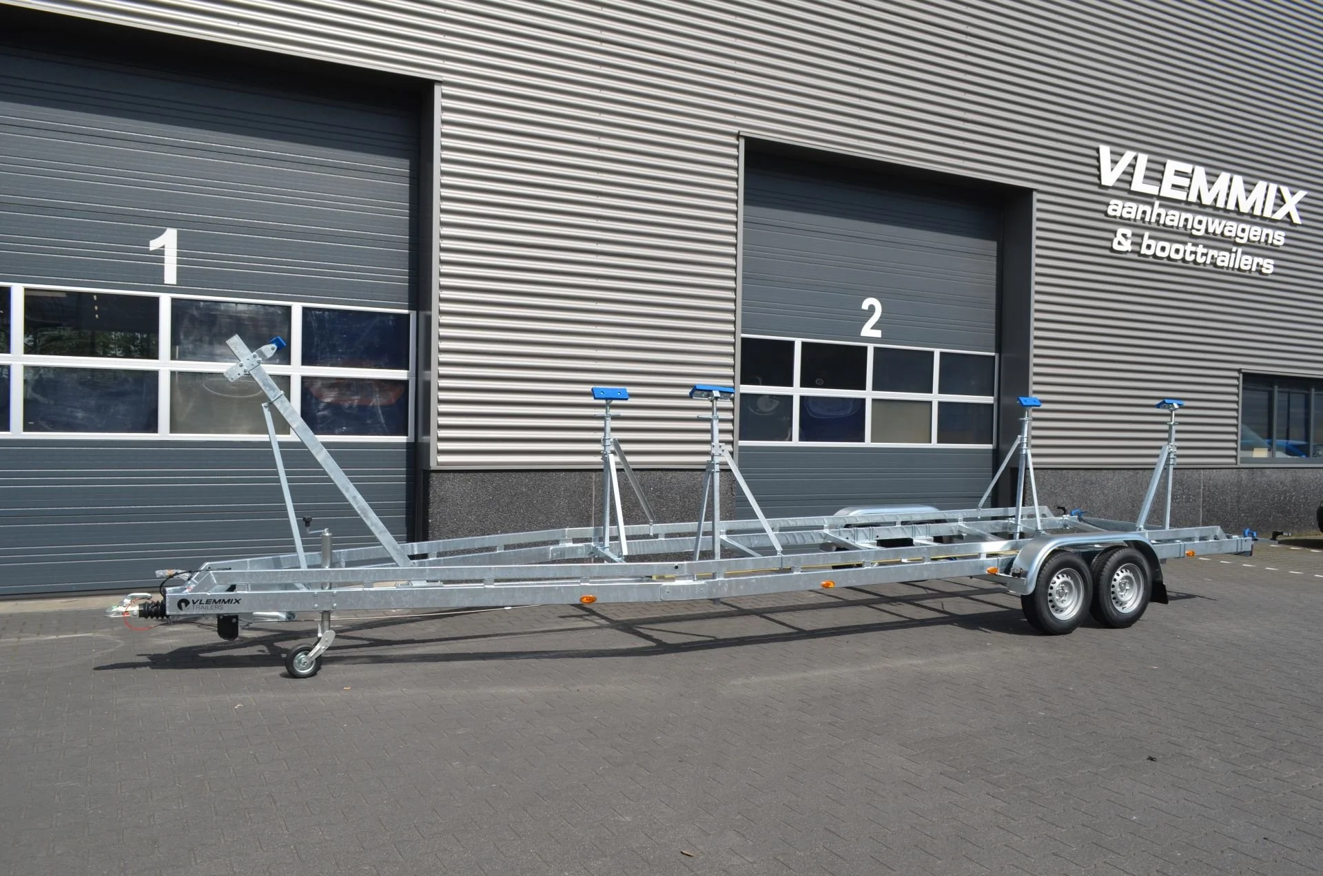 Zeilboottrailer-92m-2-assen-voorkant-1.jpg (Copy)