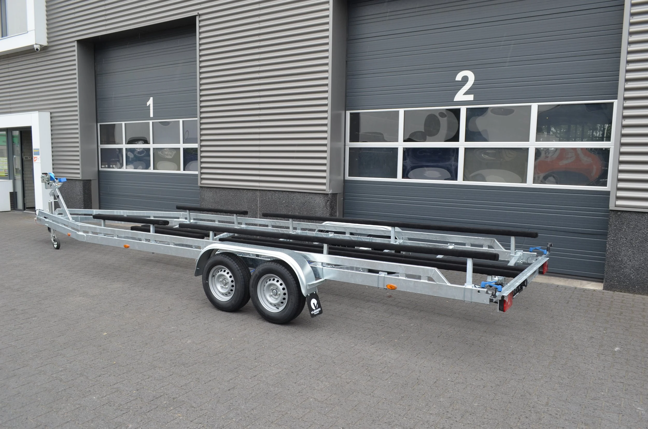 Balken Trailer 9,2m 2 assen (3).JPG