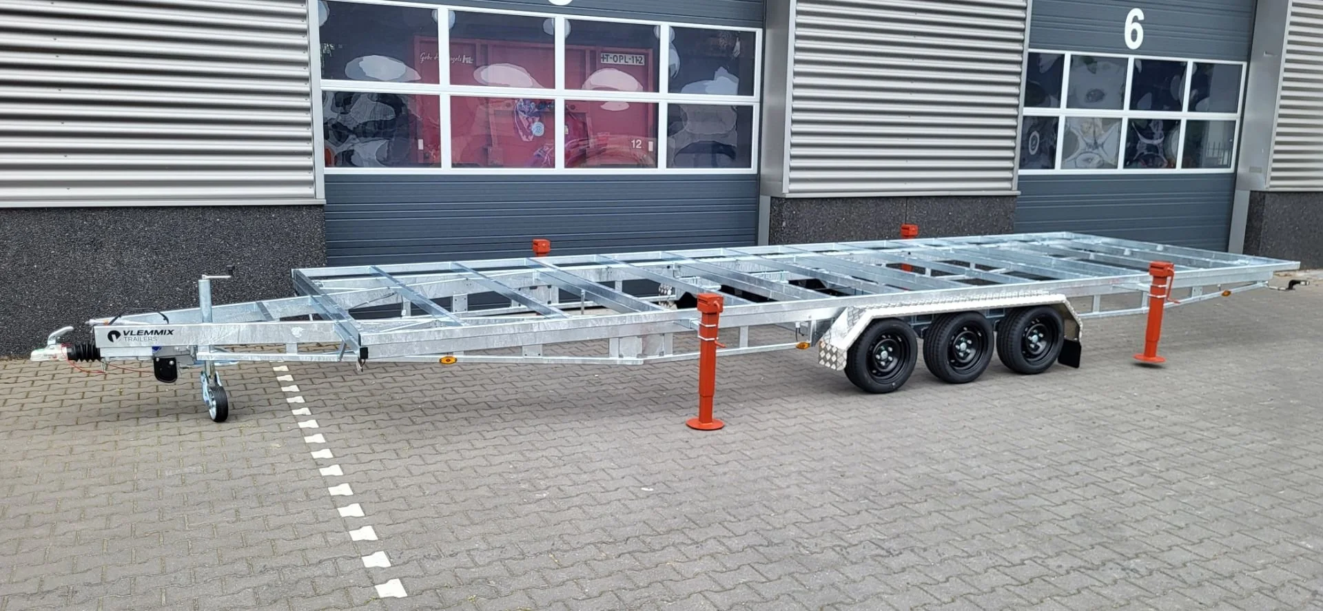 Detachable Trailer 780 3×1350 kg
