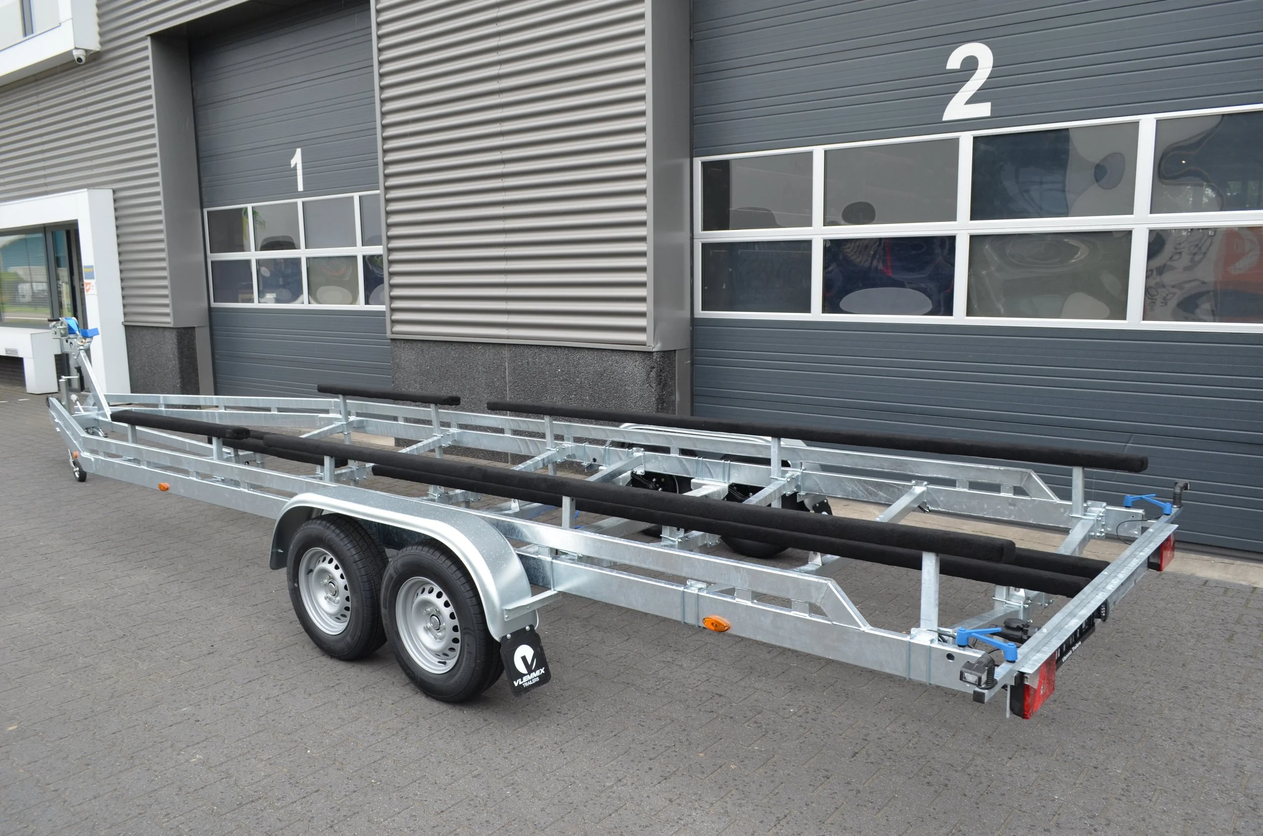 Balken Trailer 9,2m 2 assen (2).JPG