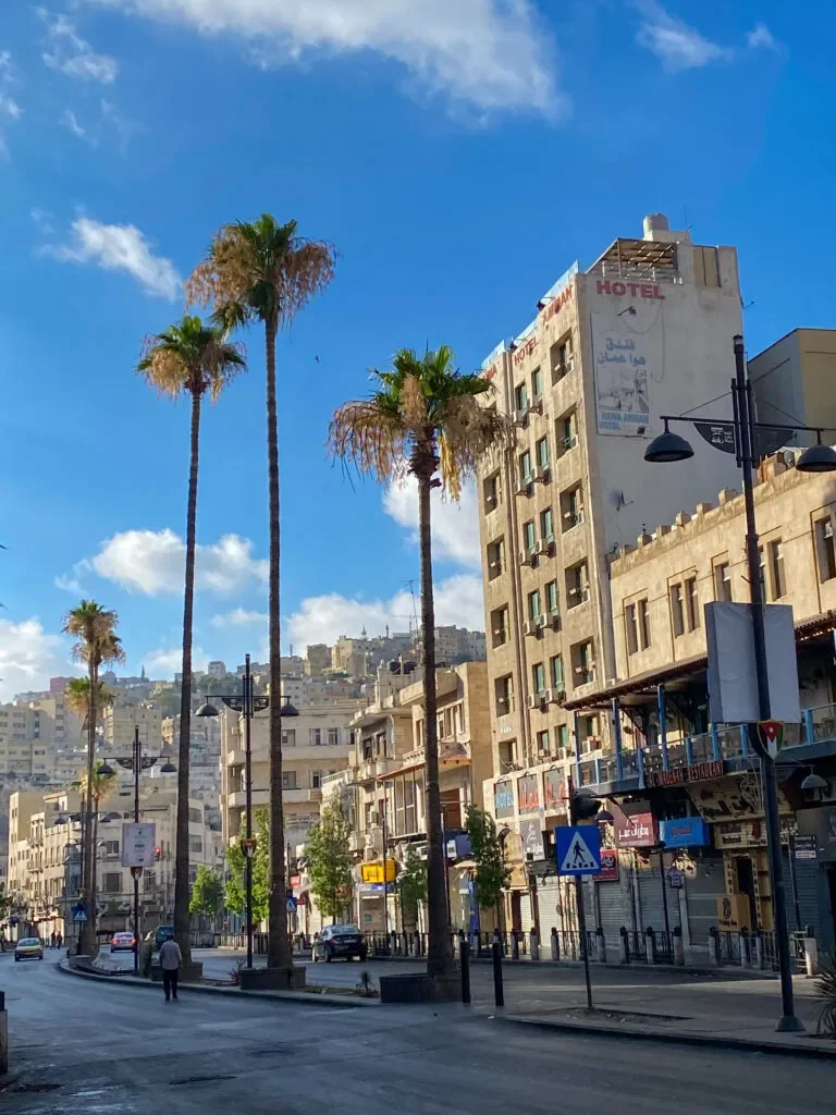 jordania-amman-co-zbaczyc-w-jordani.webp