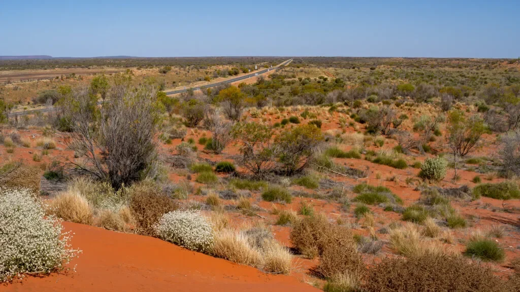autralia-outback-podroz-do-australii-uluru.webp