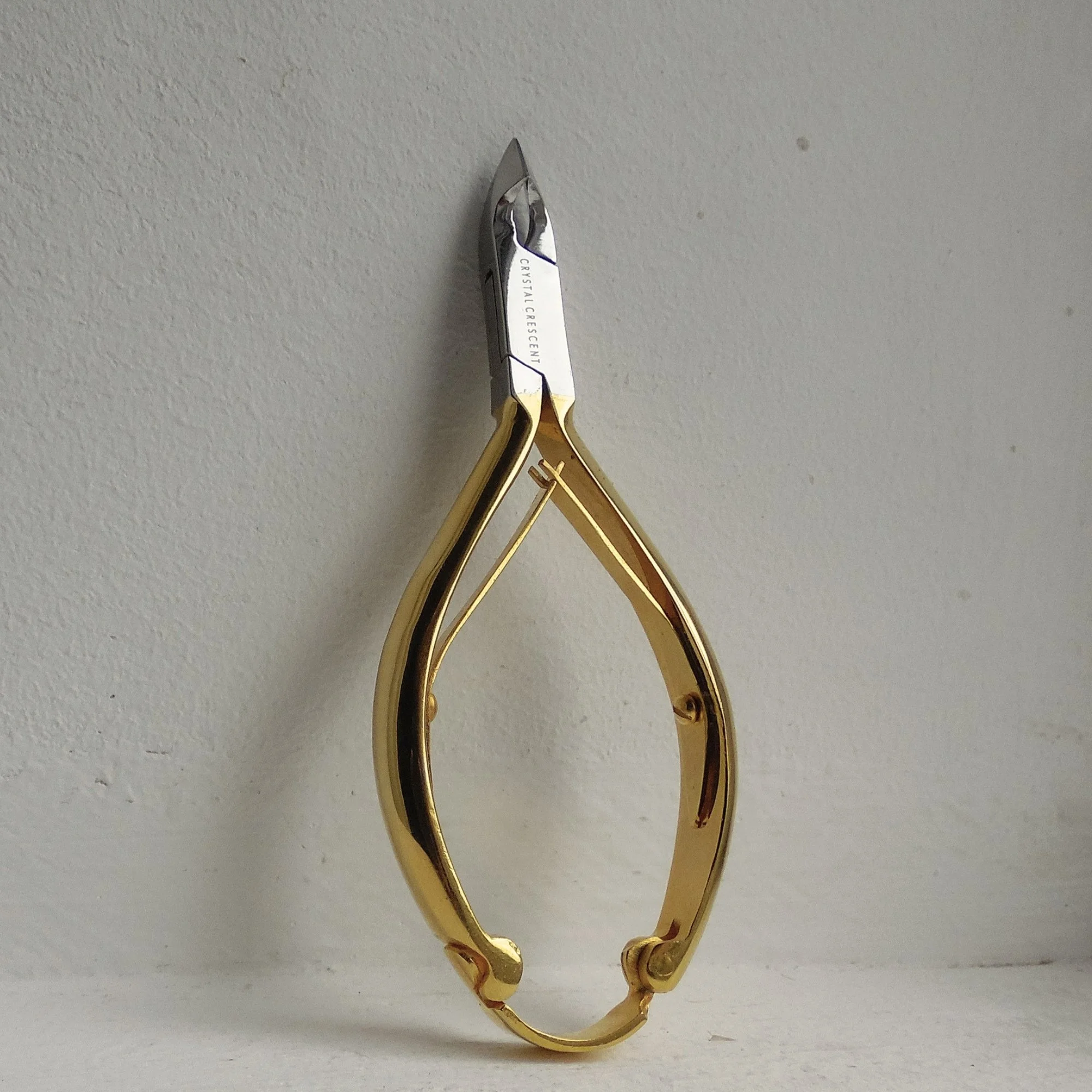 RENA Pro Nipper | Advanced Cuticle Tool