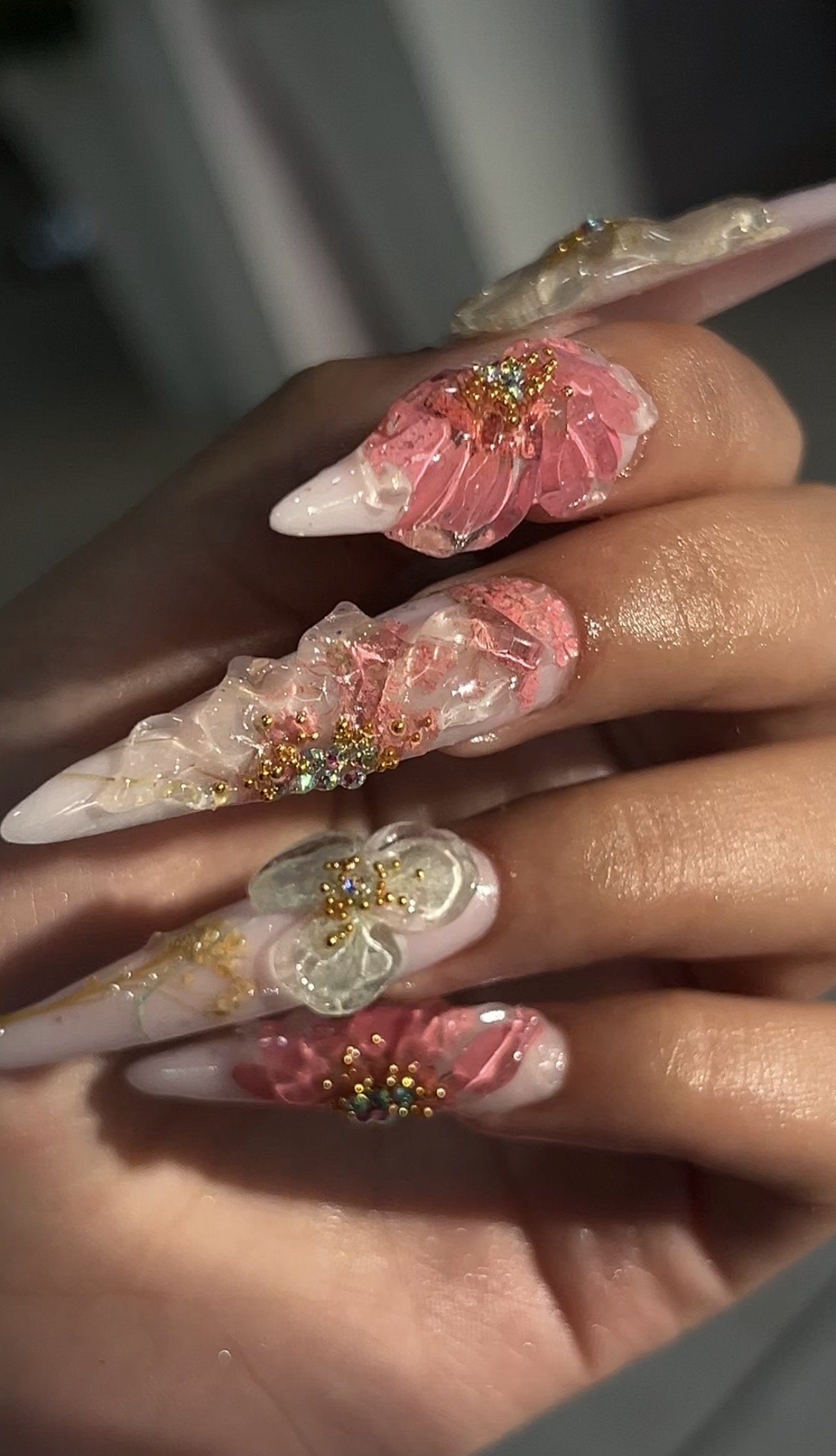 09 - Why Your Nails Feel Weak or Sore After a Salon Appointment