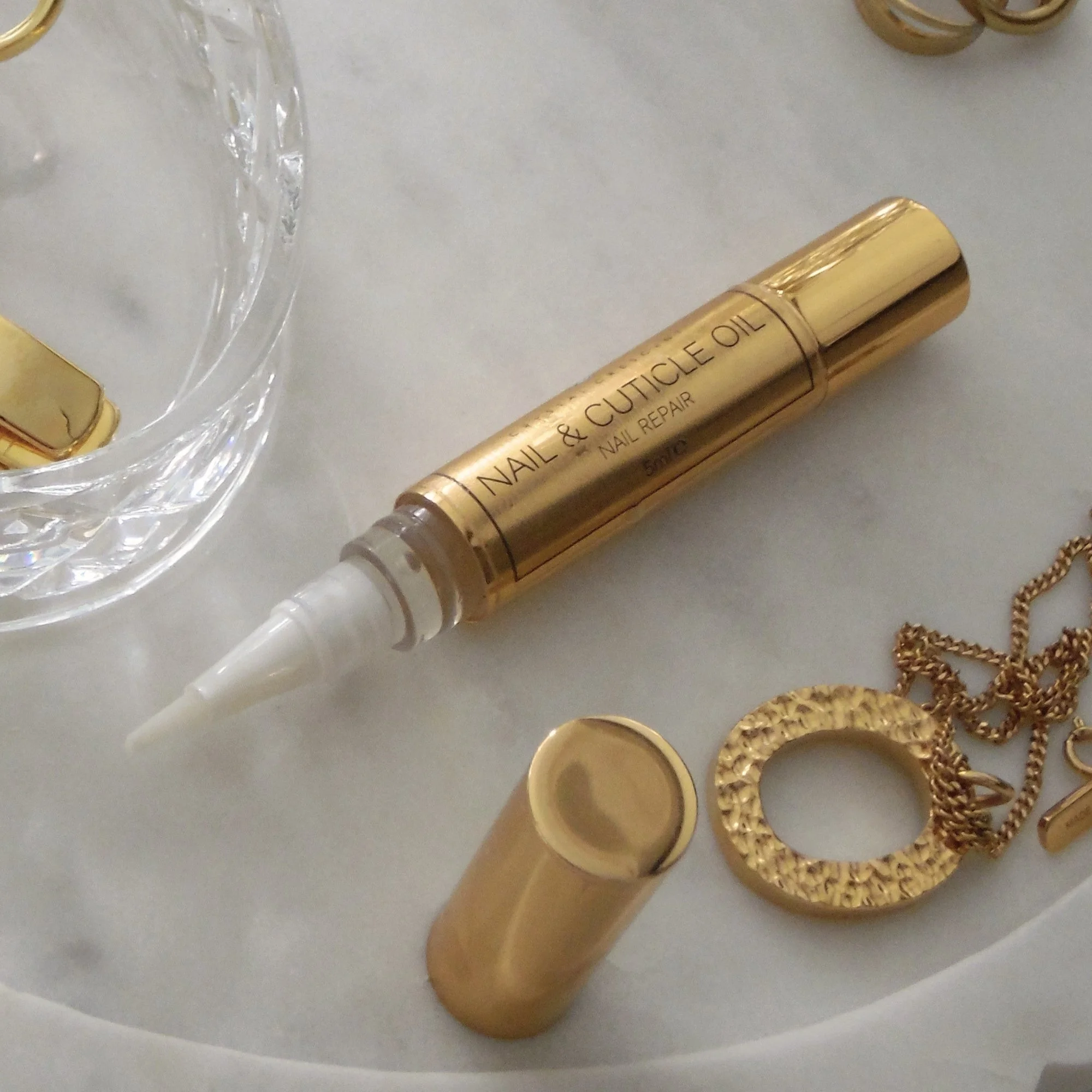 Vitamin E & Jojoba Cuticle Oil - Nail Growth & Repair Treatment