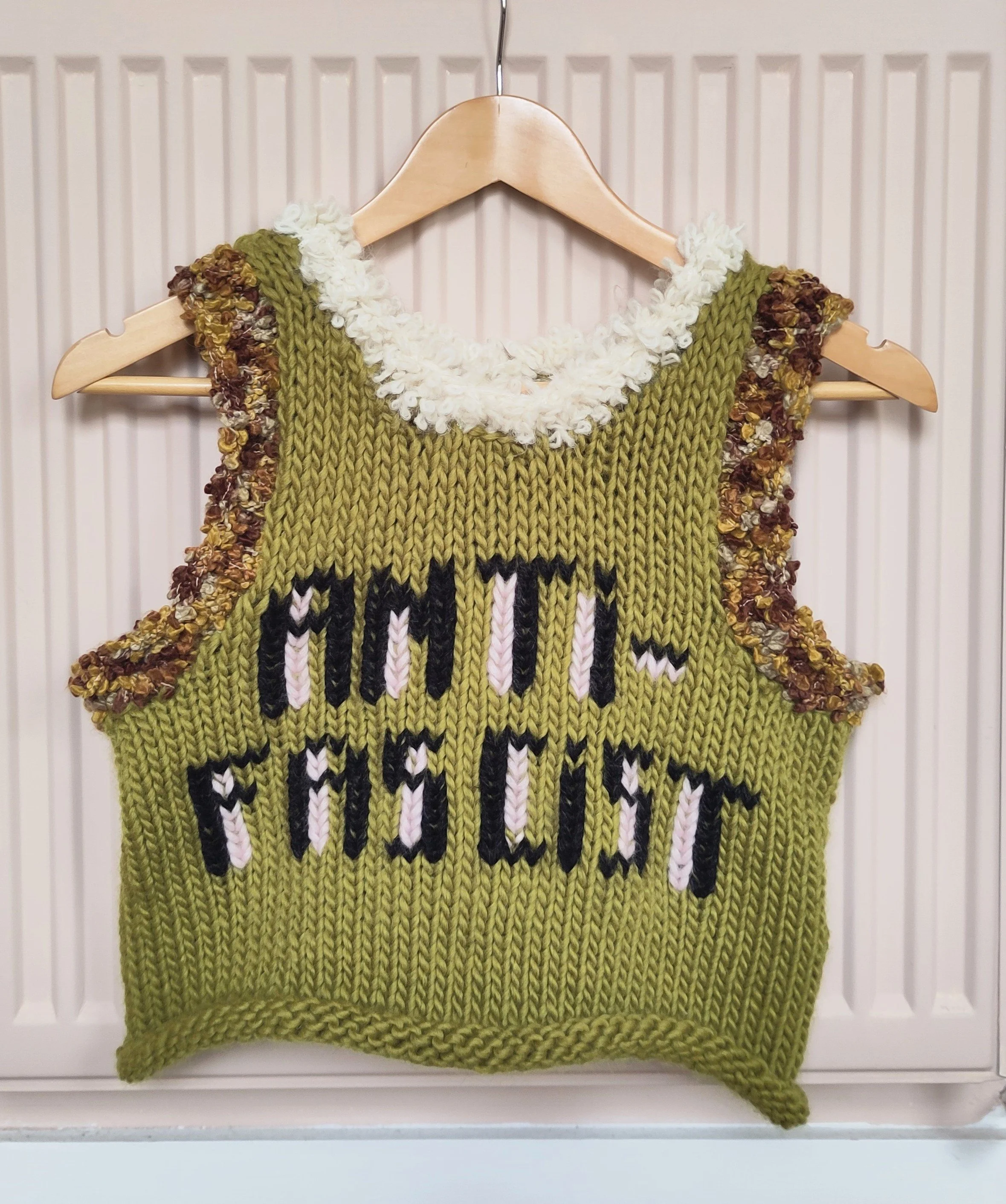 ANTi-FASCiST slipover