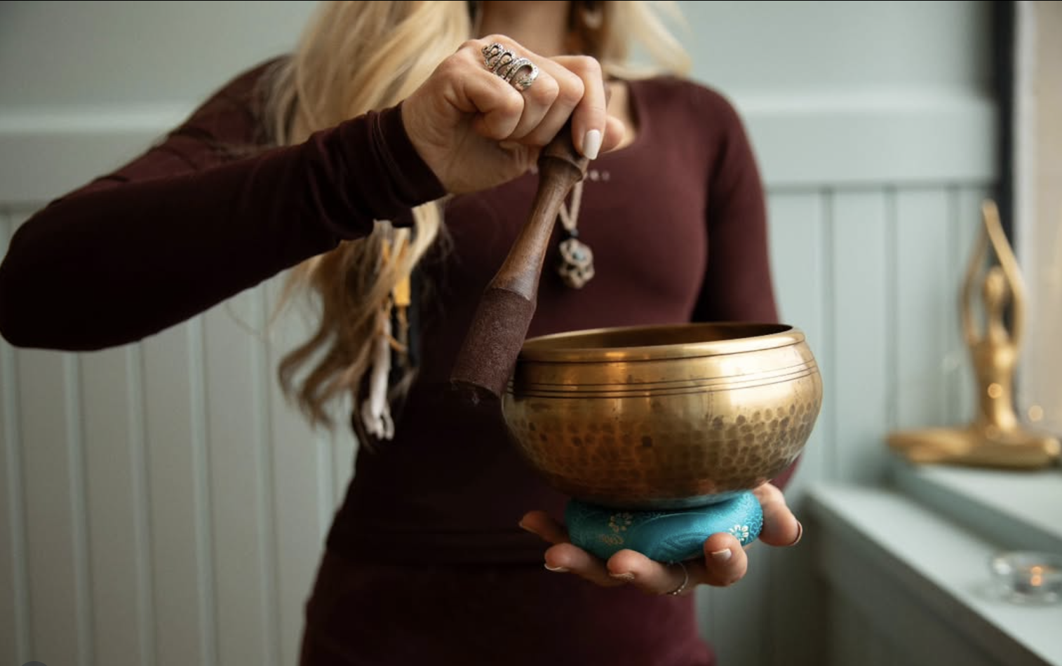 Appalachian Healer Lauri Brammer performing a private sound bath session in New River Gorge WV