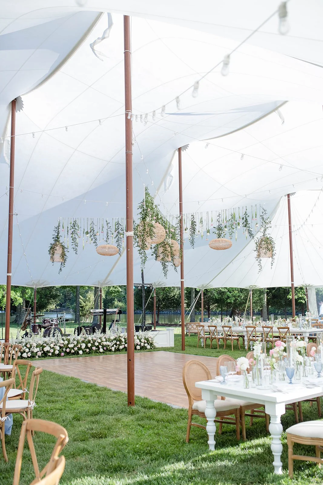 Afshar Sneaks-057204.jpg