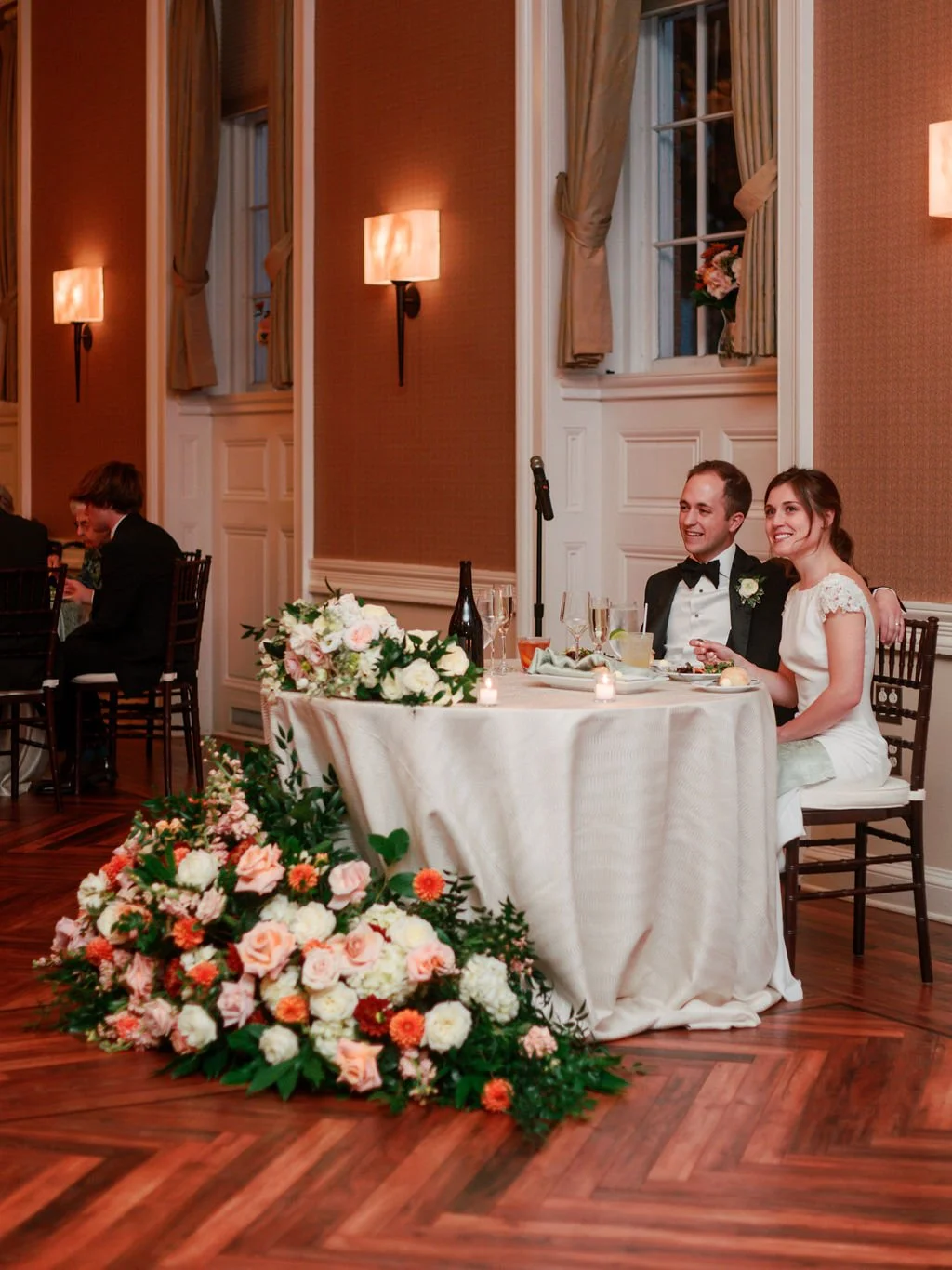 C+D-TidewaterInn-Wedding-Reception-MandaWeaver-Photo-77.jpg