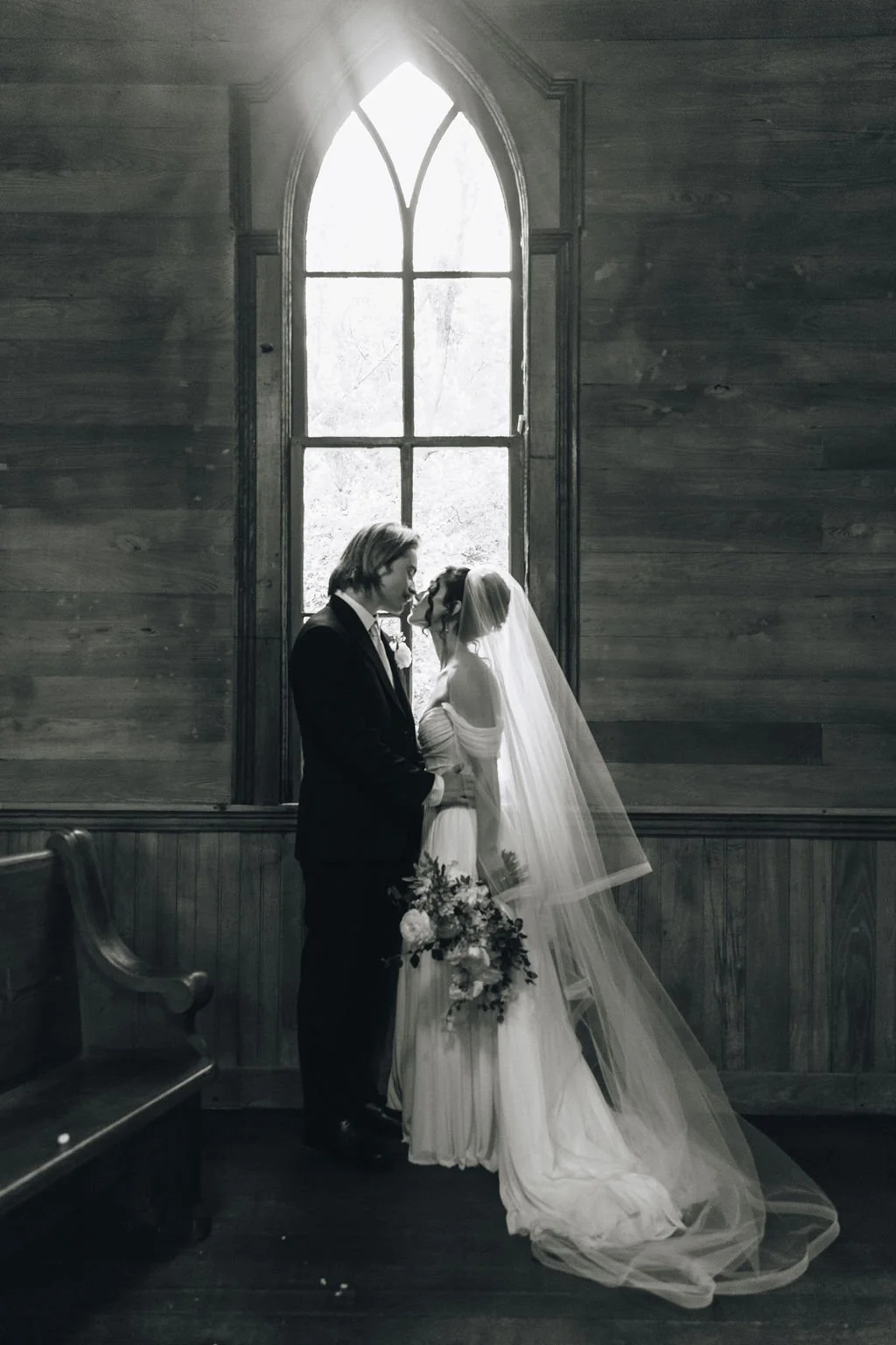 LuannaCorey_wedding_altelement0A8A0884.jpg