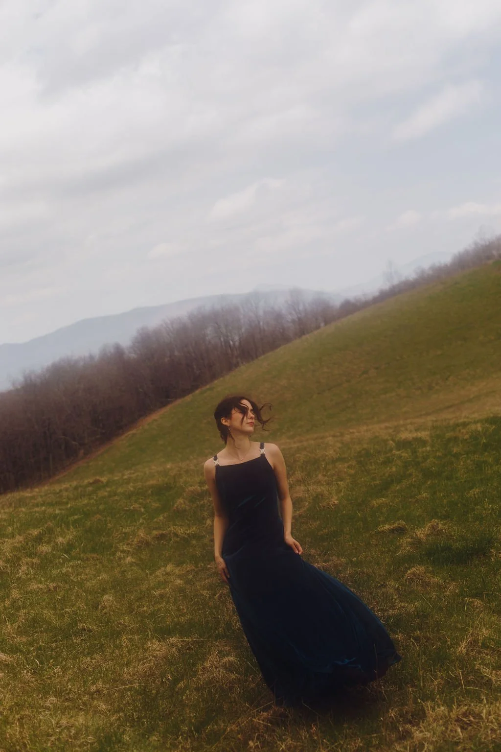 sarahgradportrait_altelement0A8A4387.jpg
