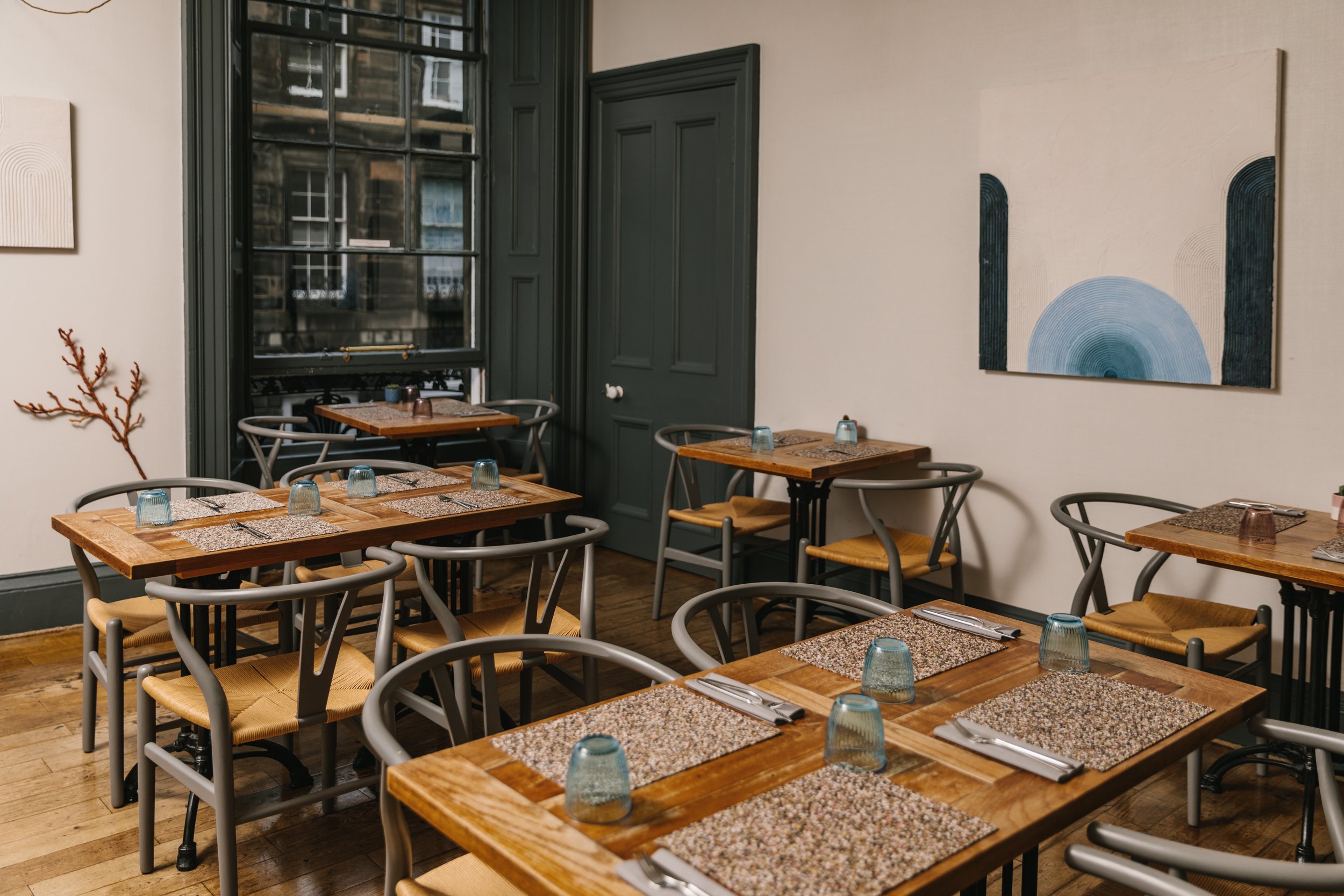 The Perfect Spot for a Midweek Lunch in Edinburgh