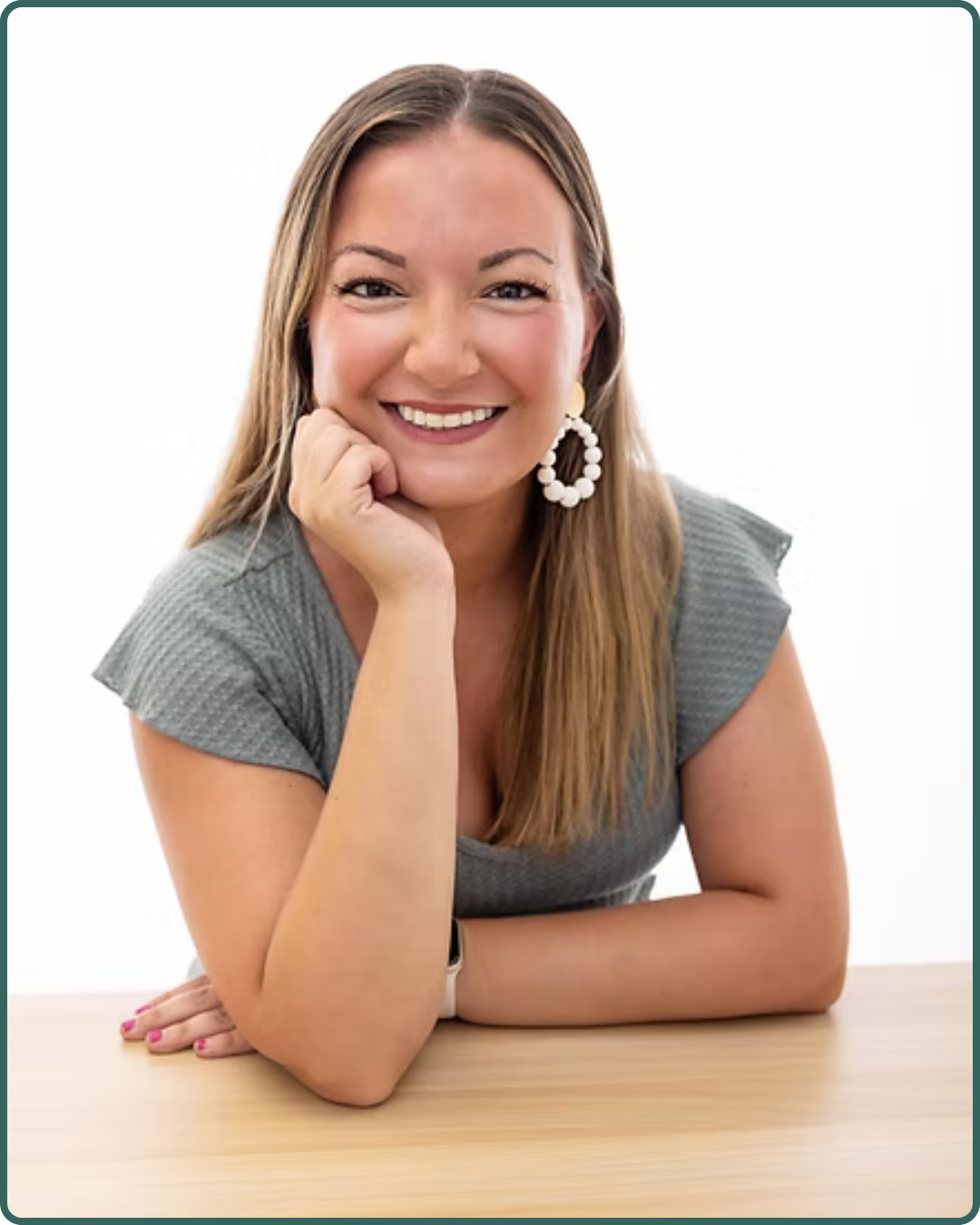 Anna Richardella Headshot