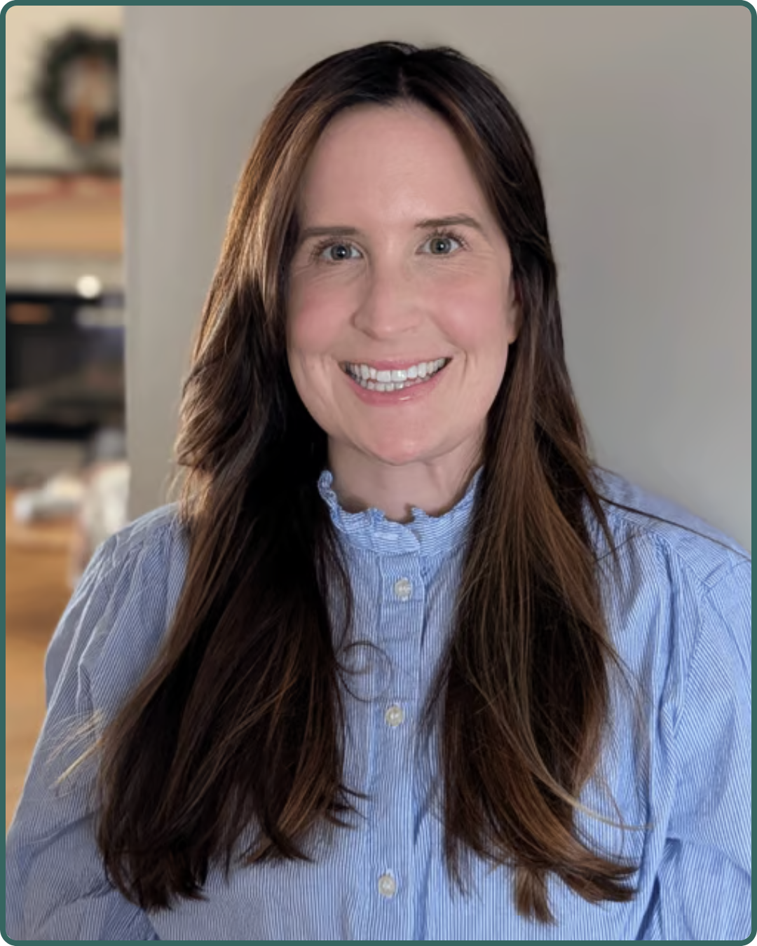 Julia McGlynn Headshot