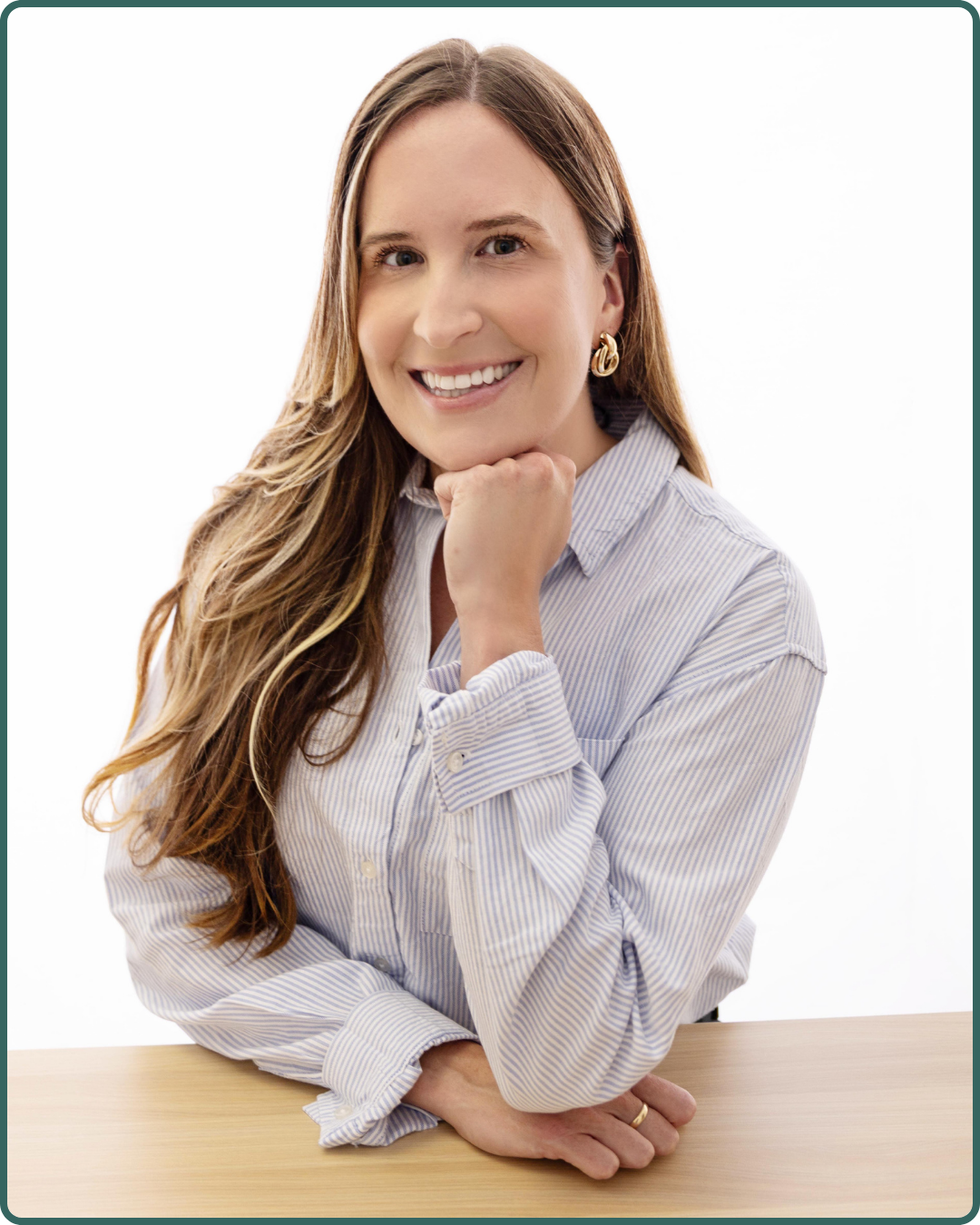 Julia McGlynn Headshot