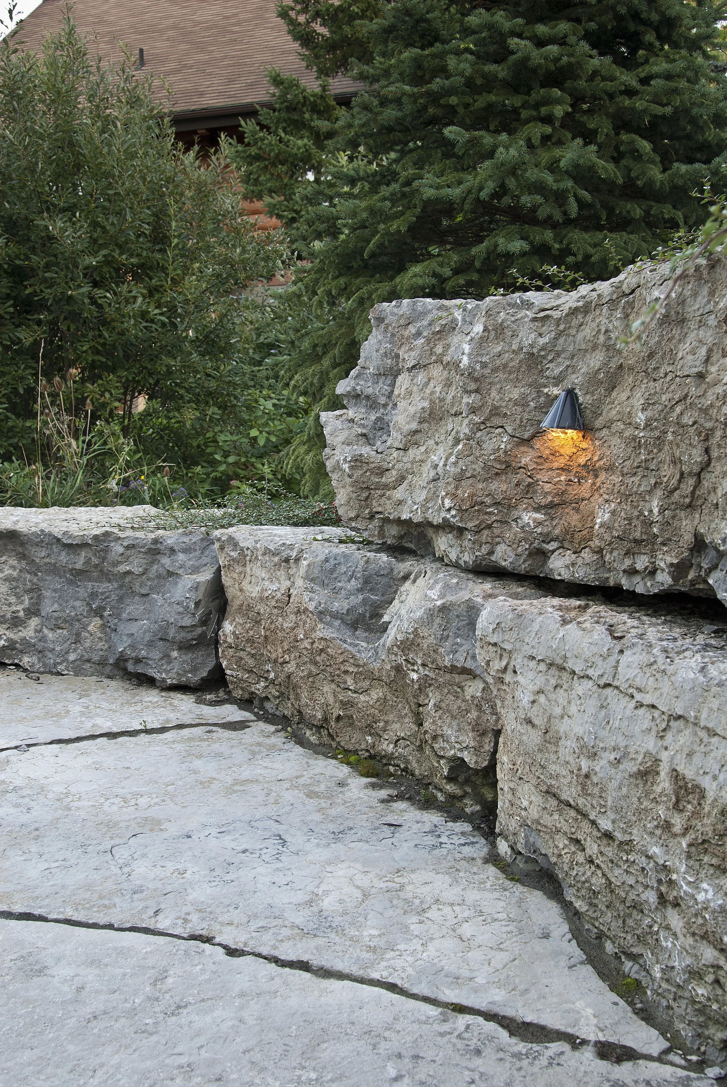 armourstone retaining with outdoor lighting