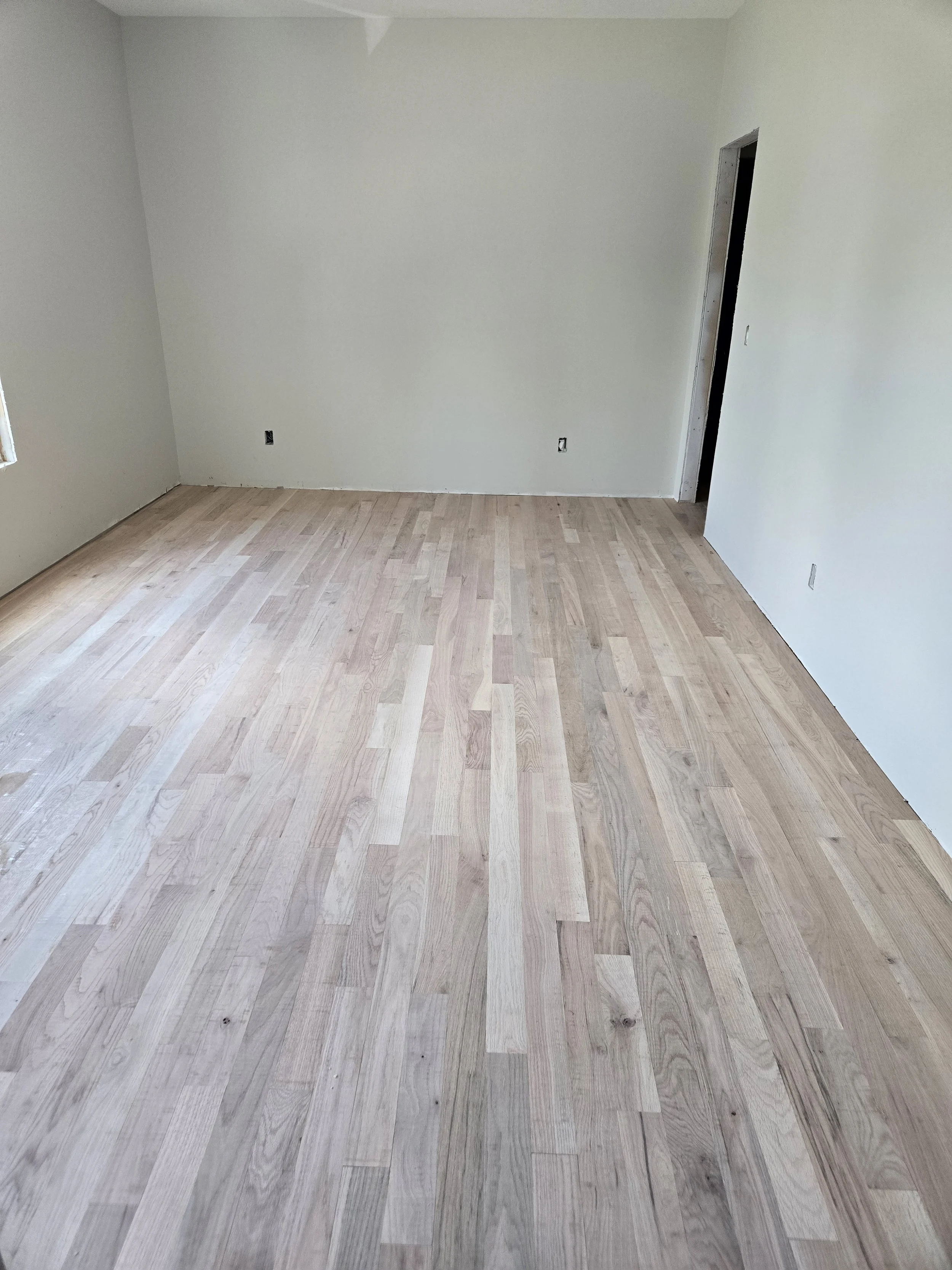 Hardwood - Upstairs Bedroom.jpg