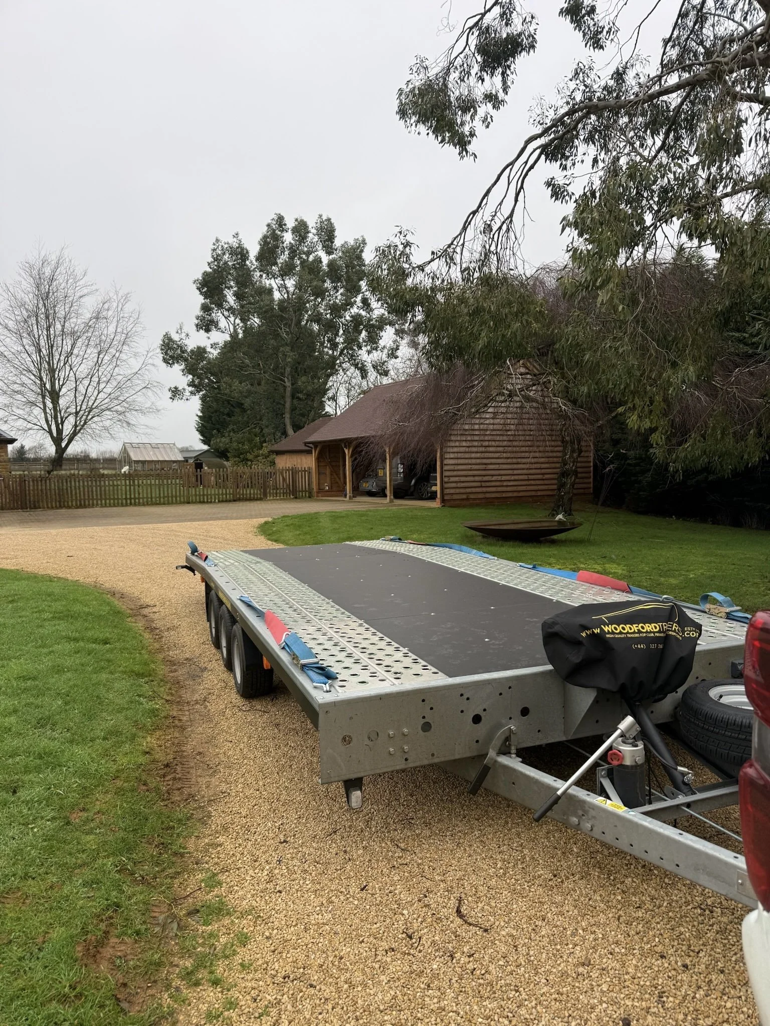 Open trailer transport Oxfordshire
