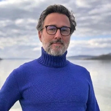 Engineer marine renewables oil&gas installation transport package management offshore wind large ships harbours