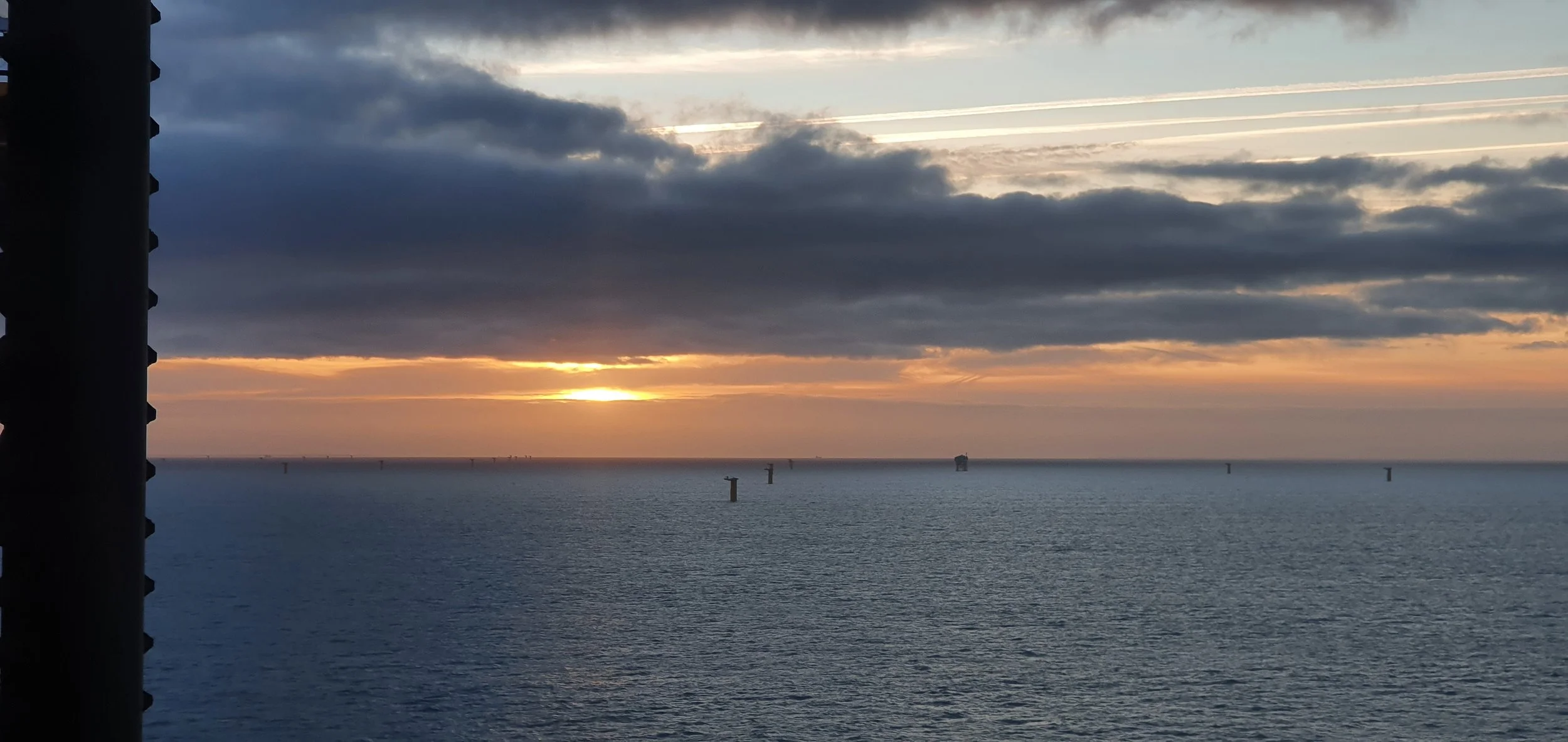 offshore operations wind oil gas renewables