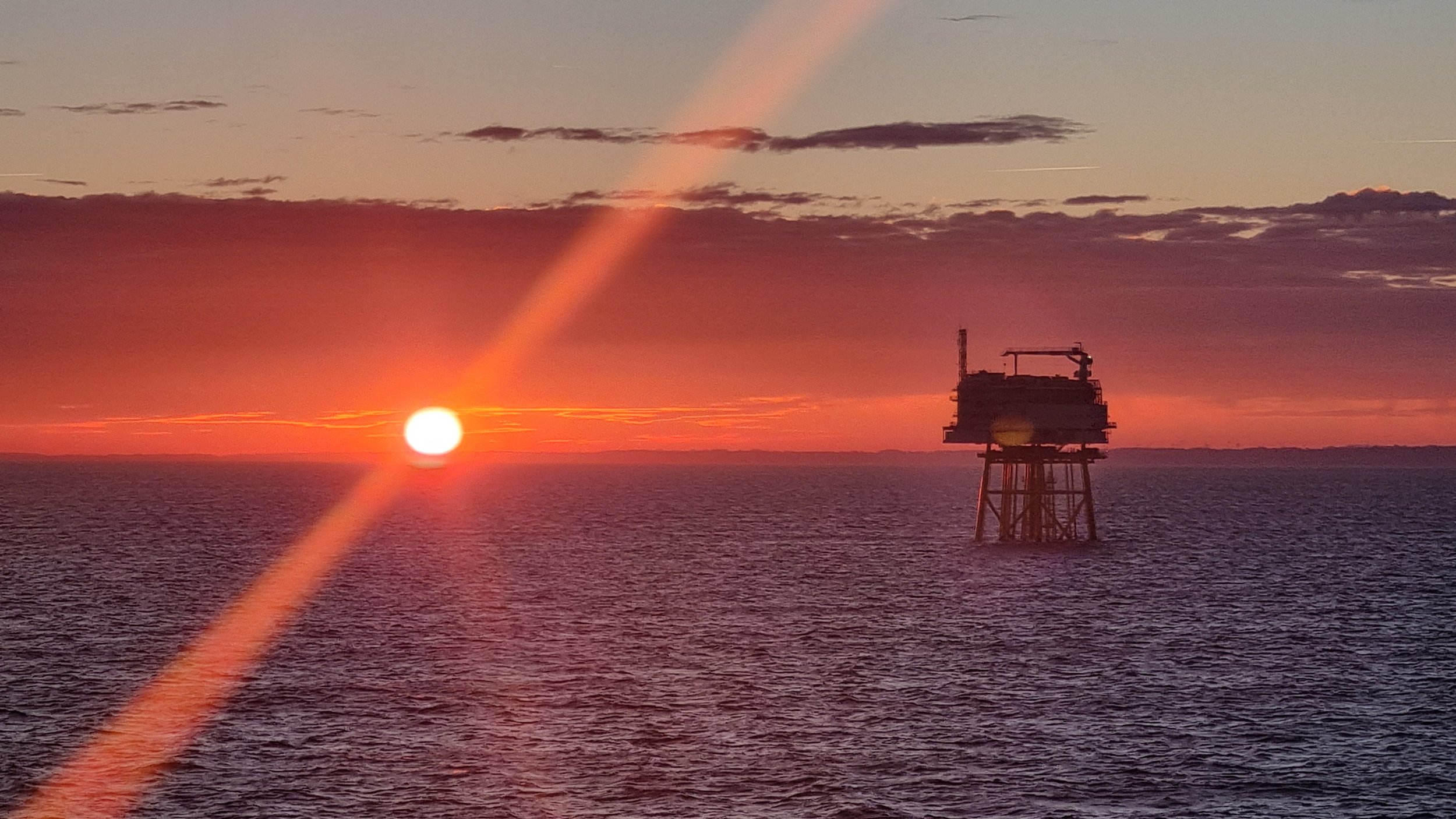 offshore operations wind oil gas renewables