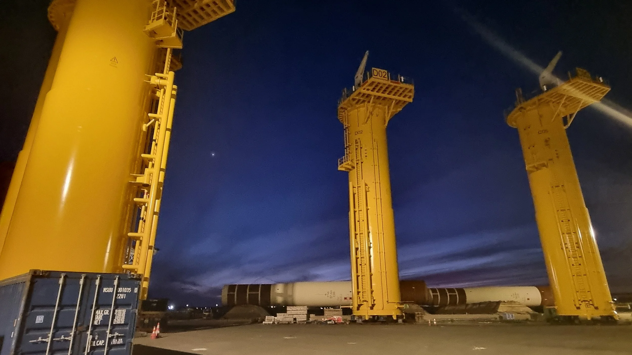 offshore operations wind oil gas renewables