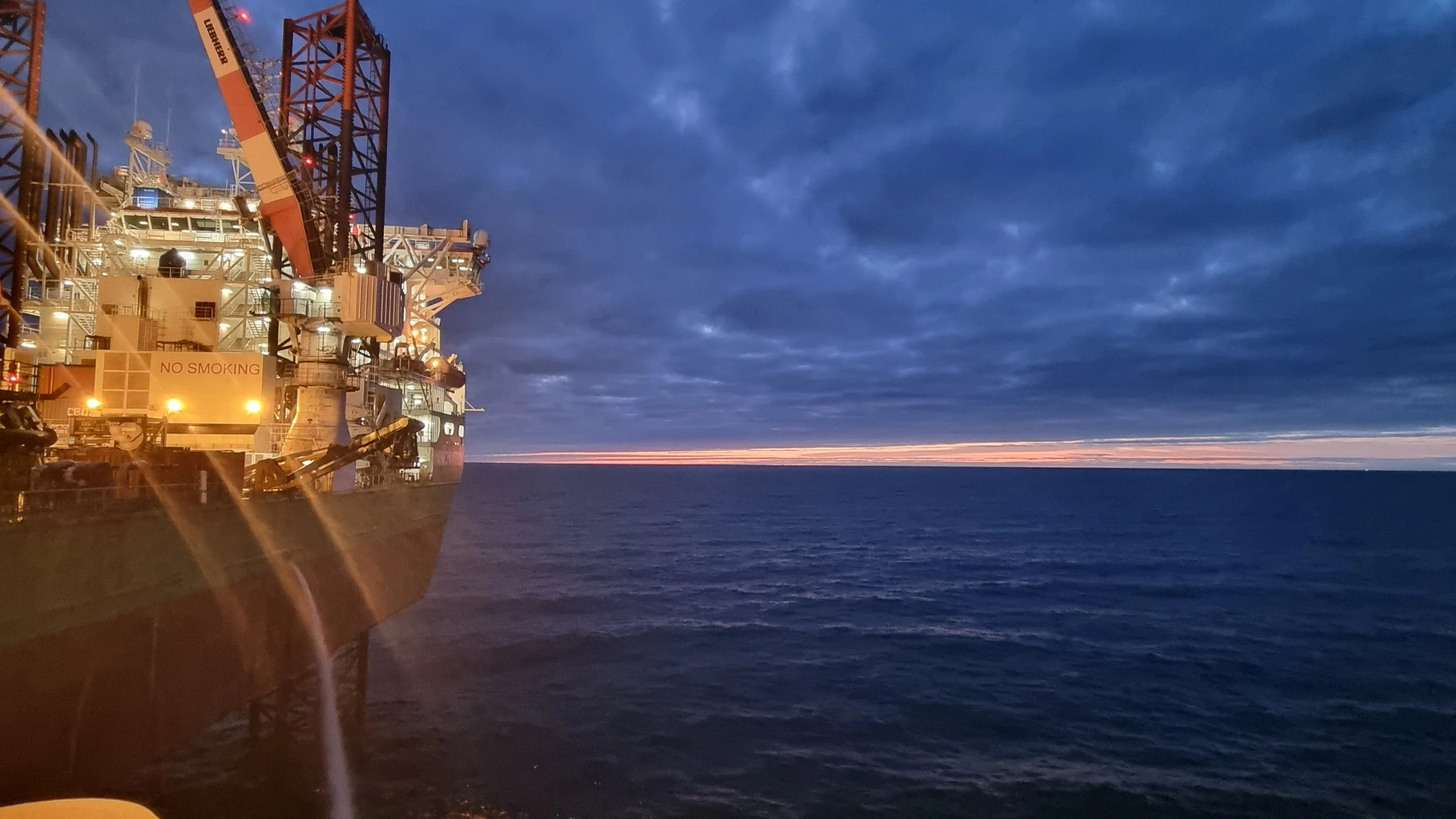 offshore operations wind oil gas renewables