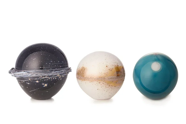 Three spheres.webp
