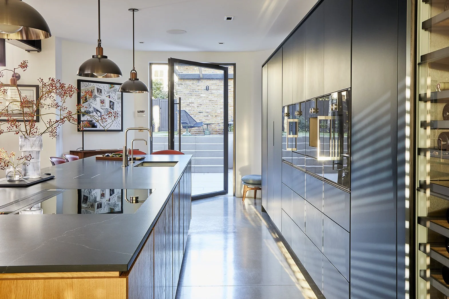 Kitchen_525.jpg