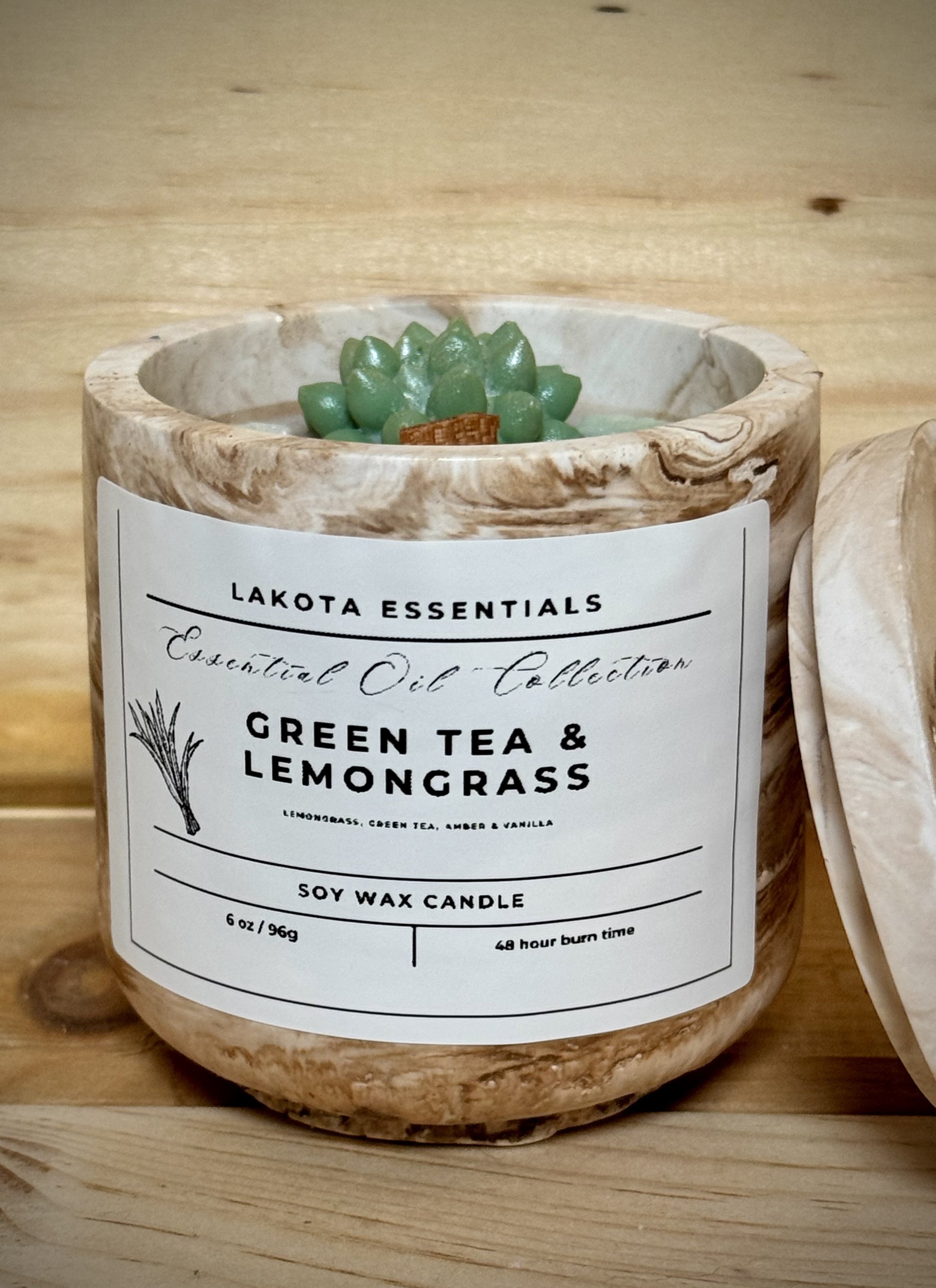 8 oz Hand-Poured Organic Soy Wax Candle – Marbled Ceramic Container -