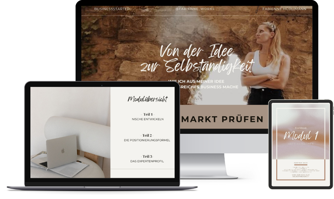 Bildschirm zeigt eine Webseite mit einer Frau, die auf einem Felsen steht, mit dem Titel 'Von der Idee zur Selbstständigkeit', ein MacBook auf einem weißen Sofa und ein Tablet mit dem Titel 'Modul 1'.