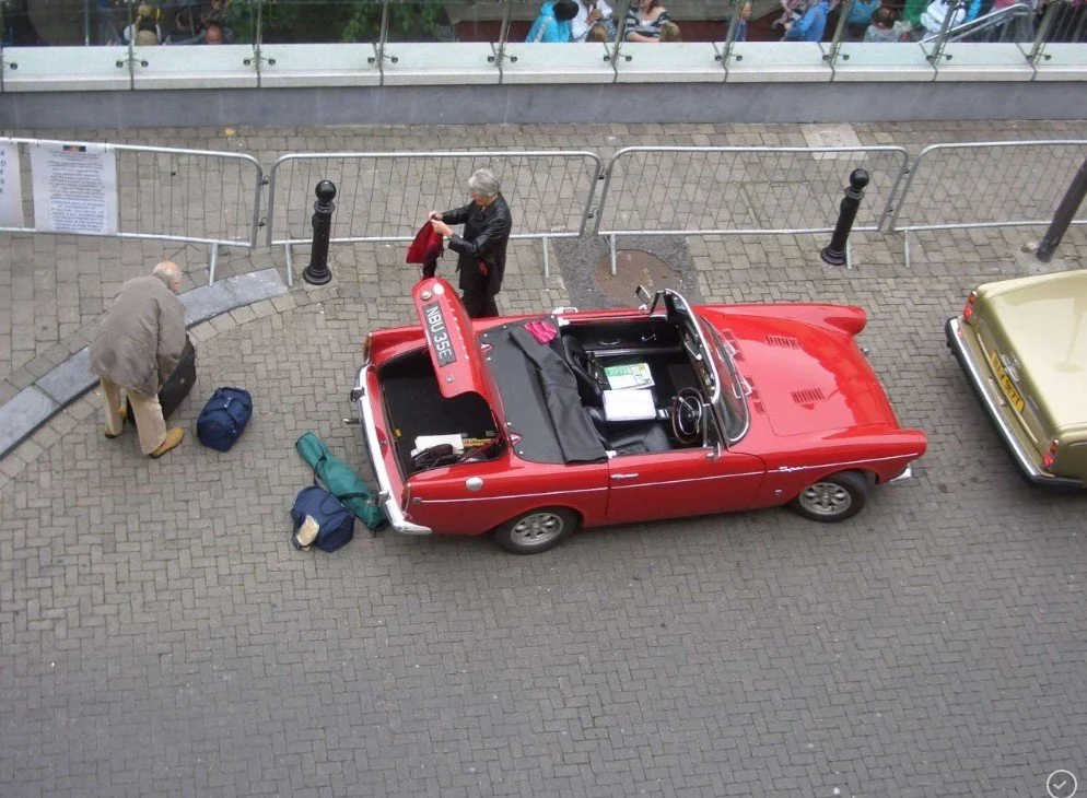 Unloading.jpg