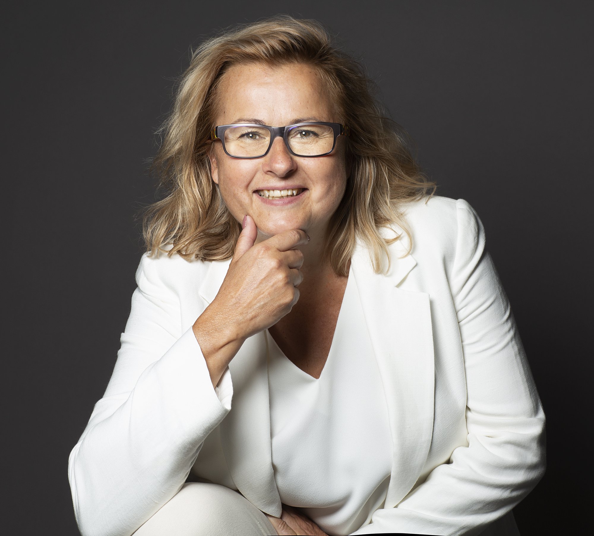 Sophie-Caroline Jeannesson Final 10810 - lebonportait studio.jpg